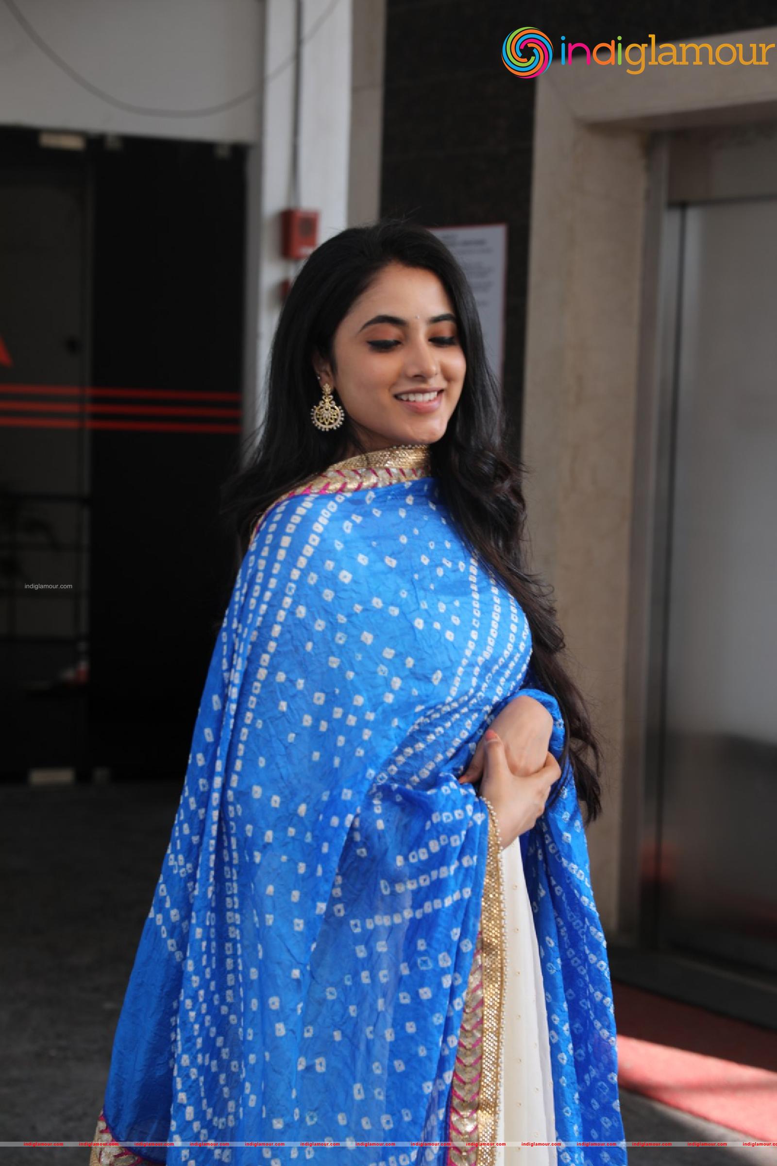 Priyanka Arul Mohan Actress hd photo