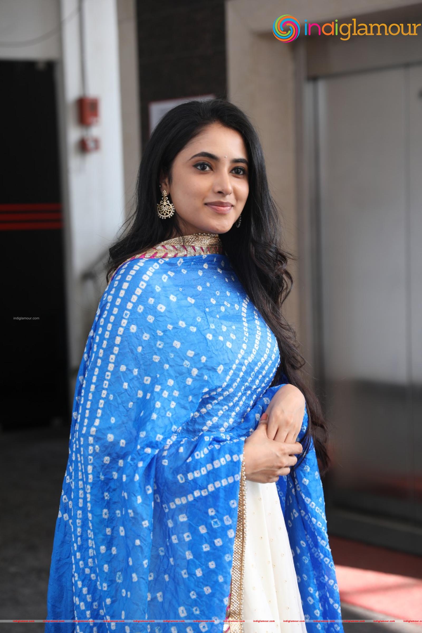 Priyanka Arul Mohan Actress hd photo