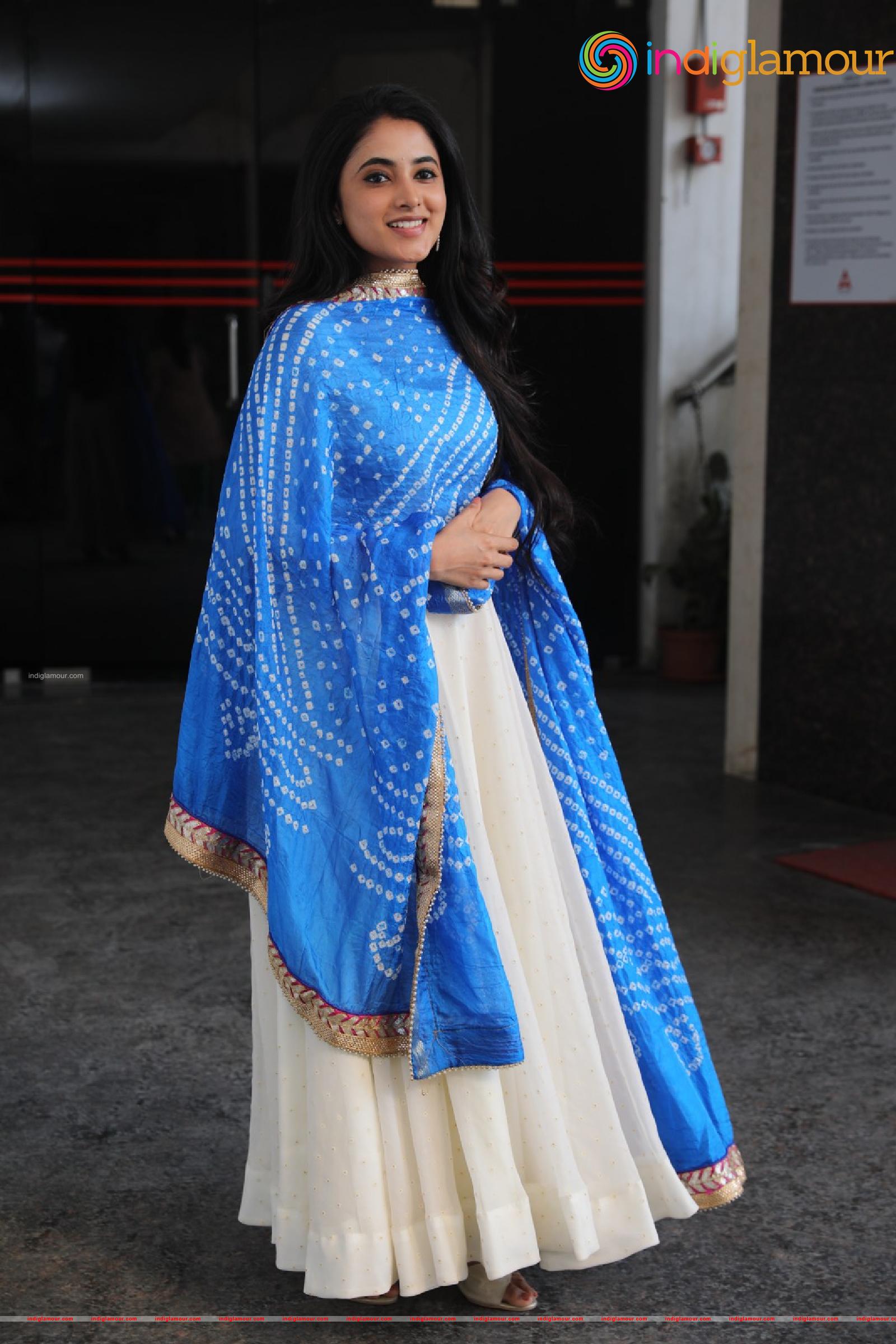 Priyanka Arul Mohan Actress hd photo