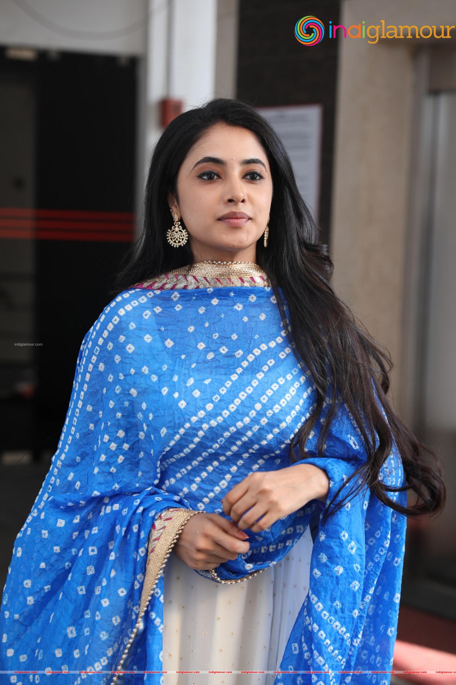 Priyanka Arul Mohan Actress hd photo