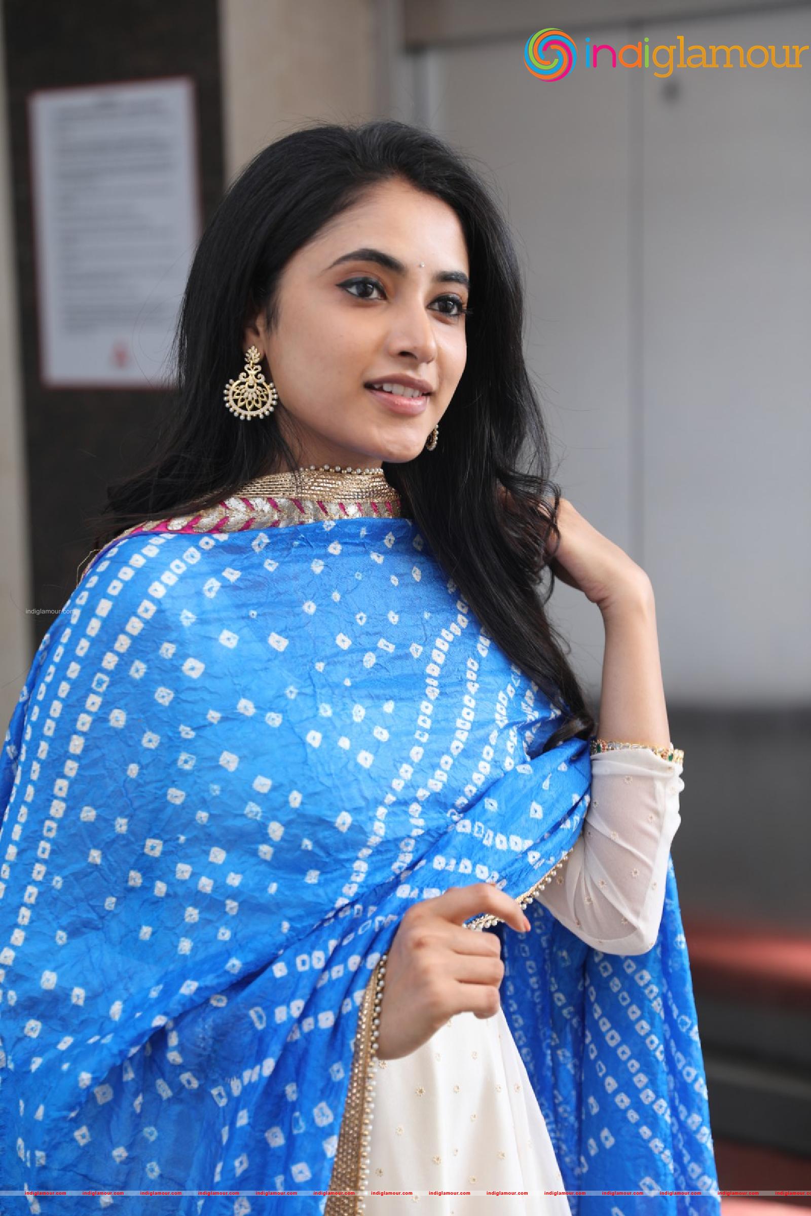 Priyanka Arul Mohan Actress hd photo