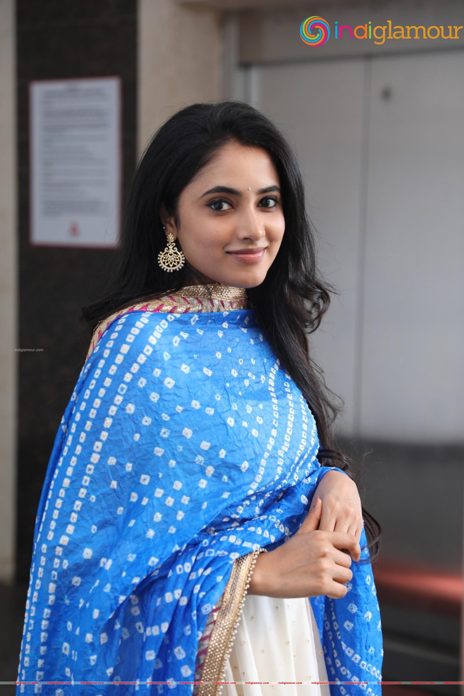 Priyanka Arul Mohan Actress hd photo