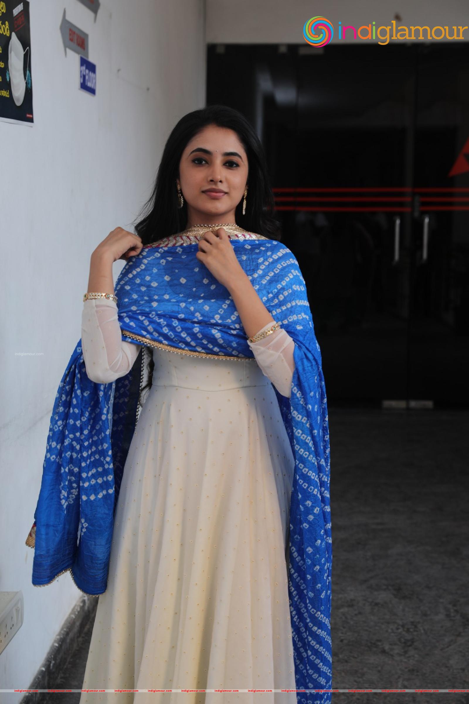 Priyanka Arul Mohan Actress hd photo