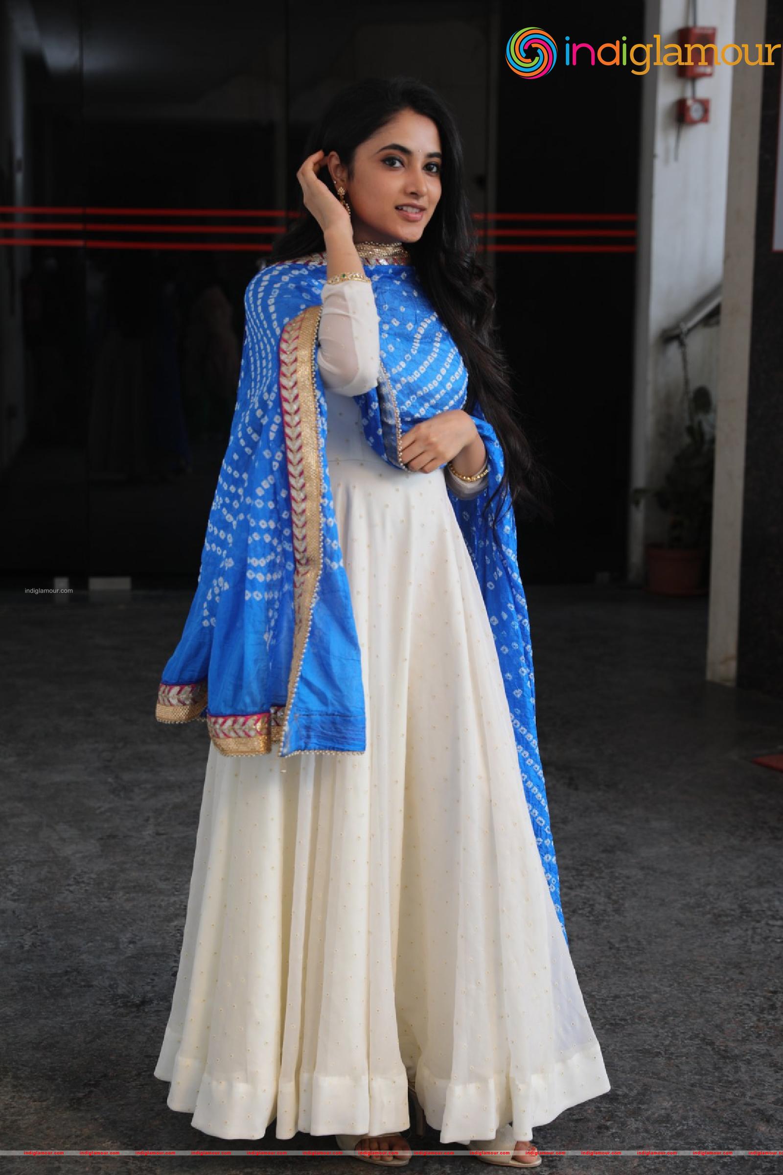 Priyanka Arul Mohan Actress hd photo