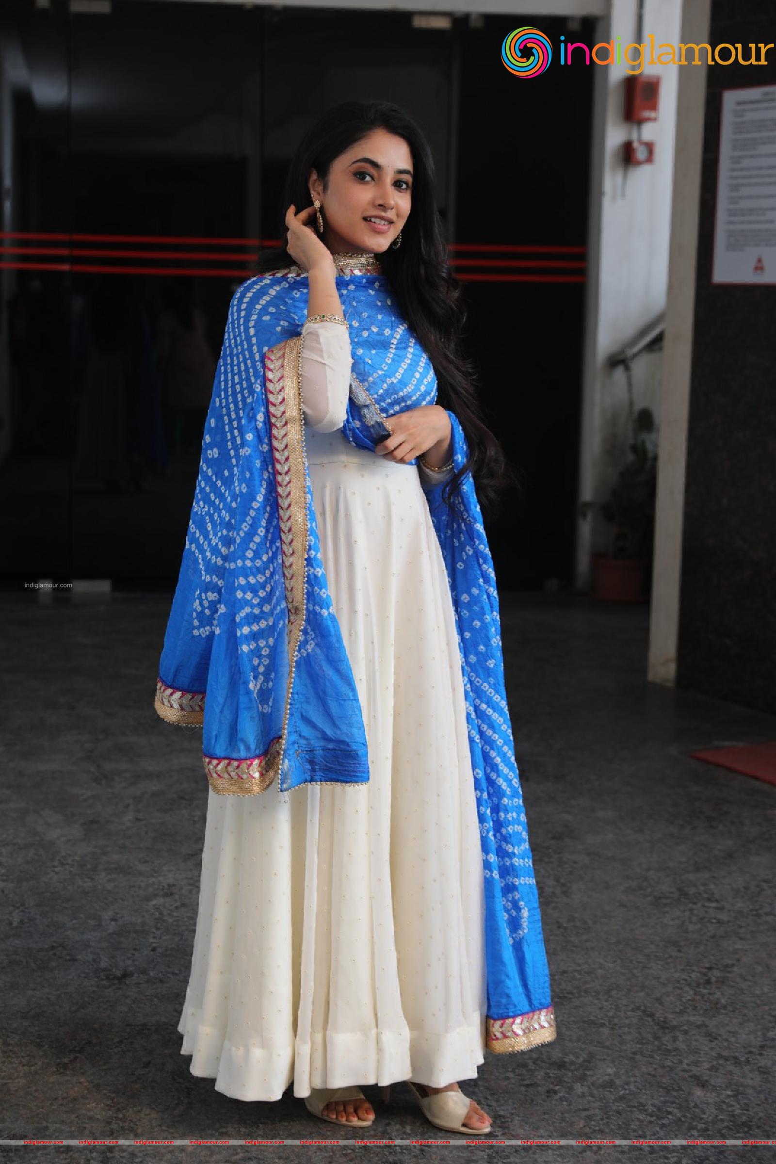 Priyanka Arul Mohan Actress hd photo