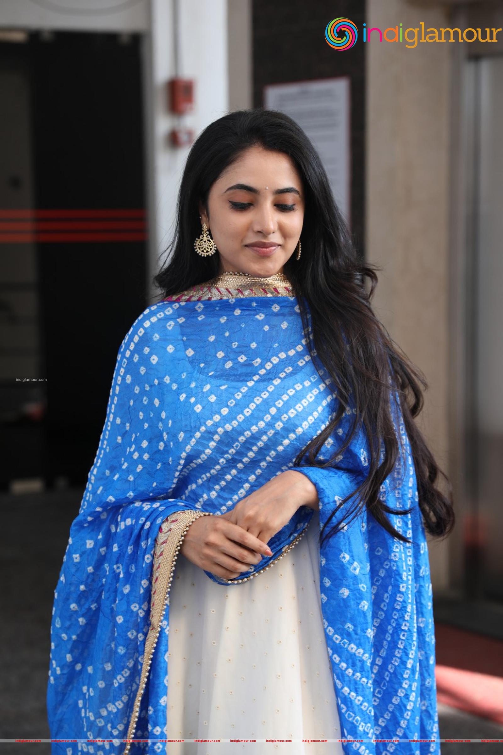 Priyanka Arul Mohan Actress hd photo