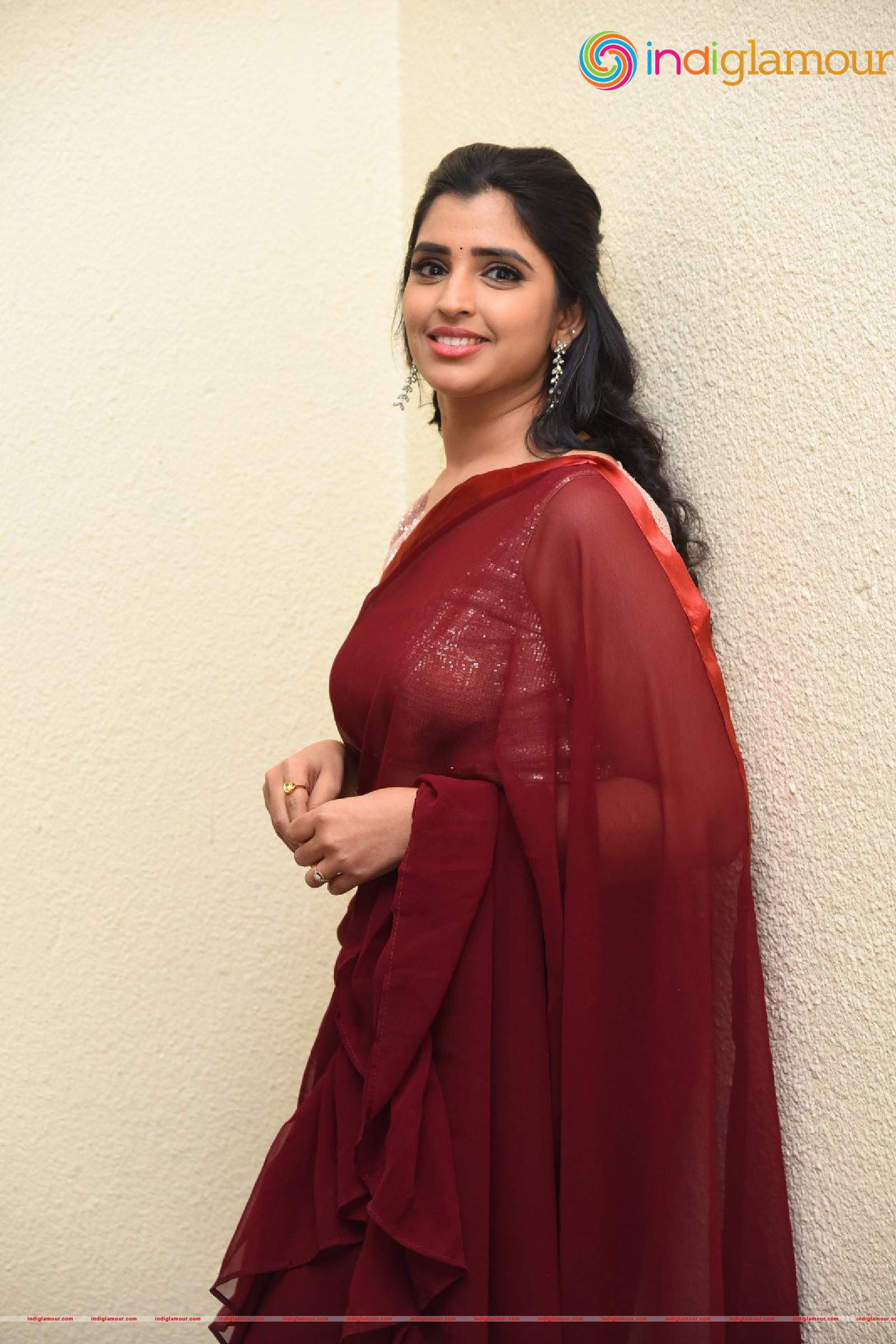 Syamala Actress hd photo