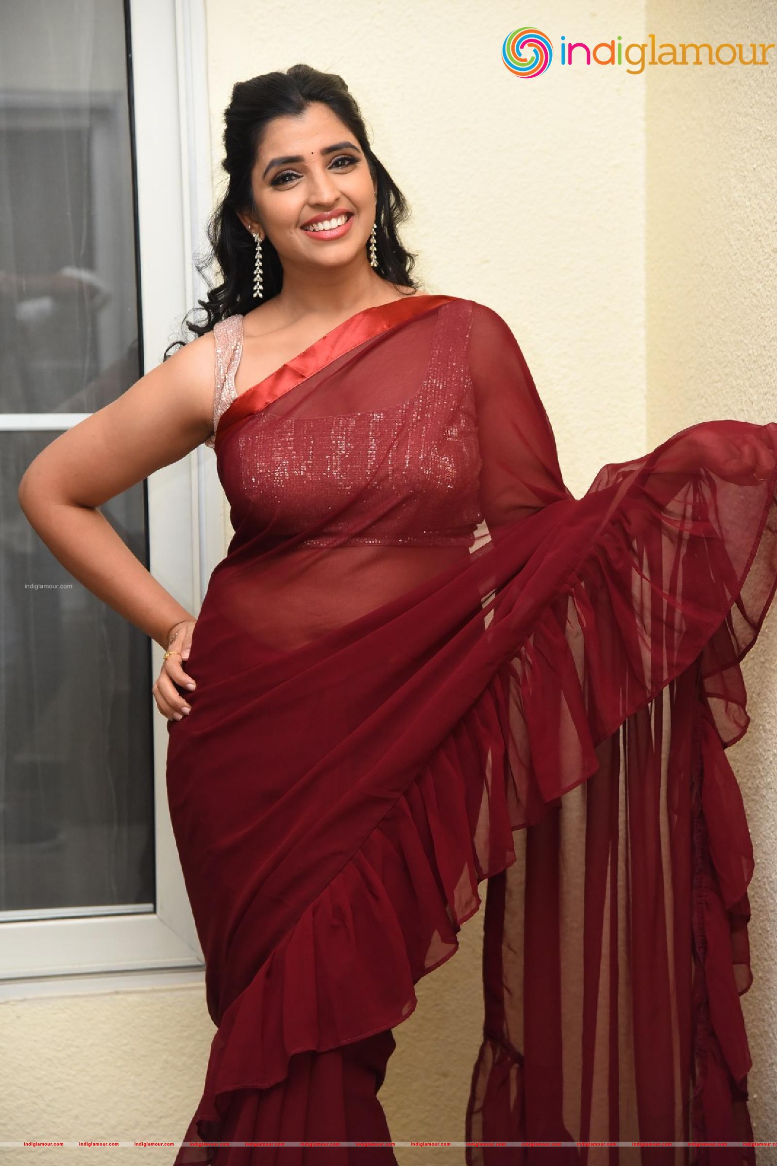 Syamala Actress hd photo