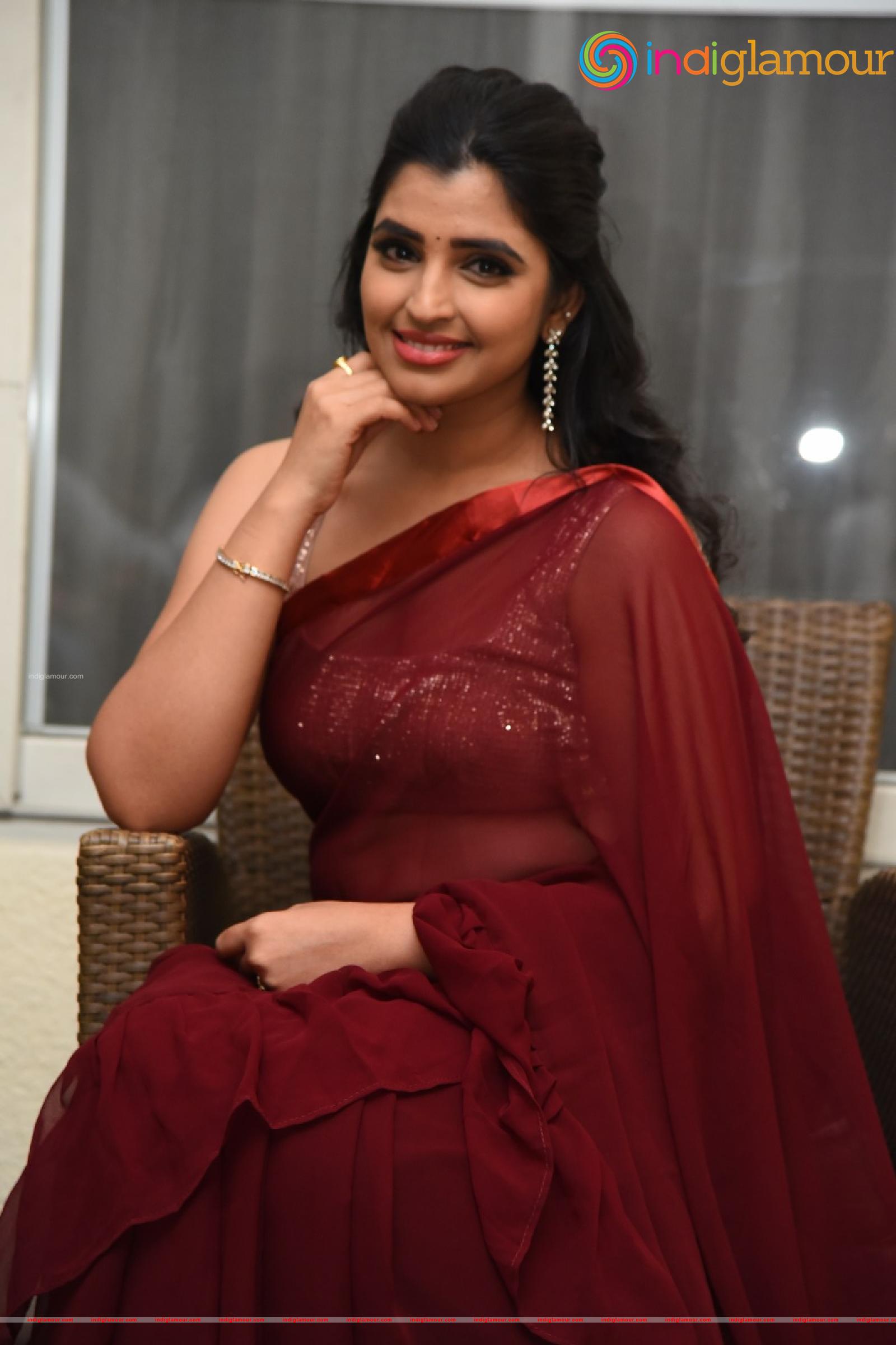 Syamala Actress hd photo