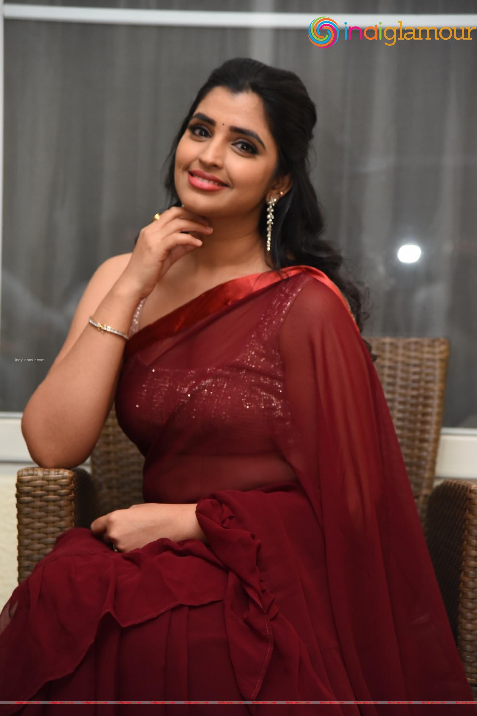 Syamala Actress hd photo