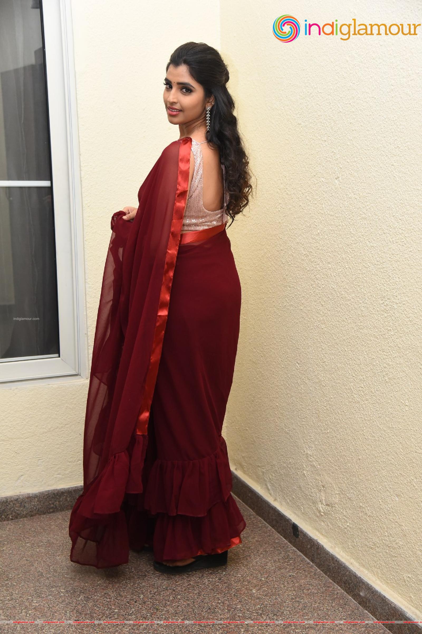 Syamala Actress hd photo