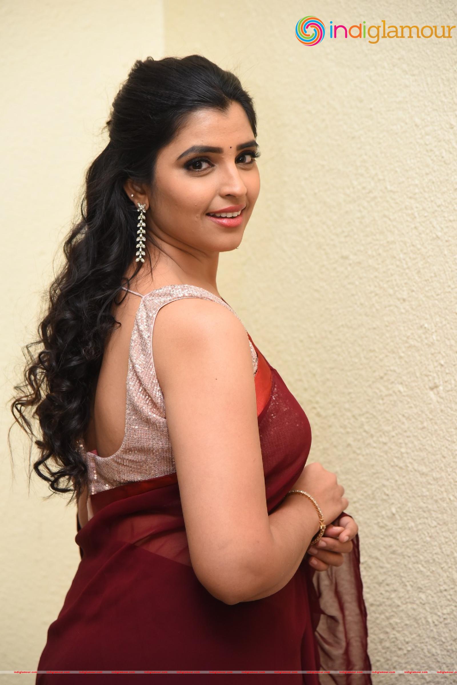 Syamala Actress hd photo