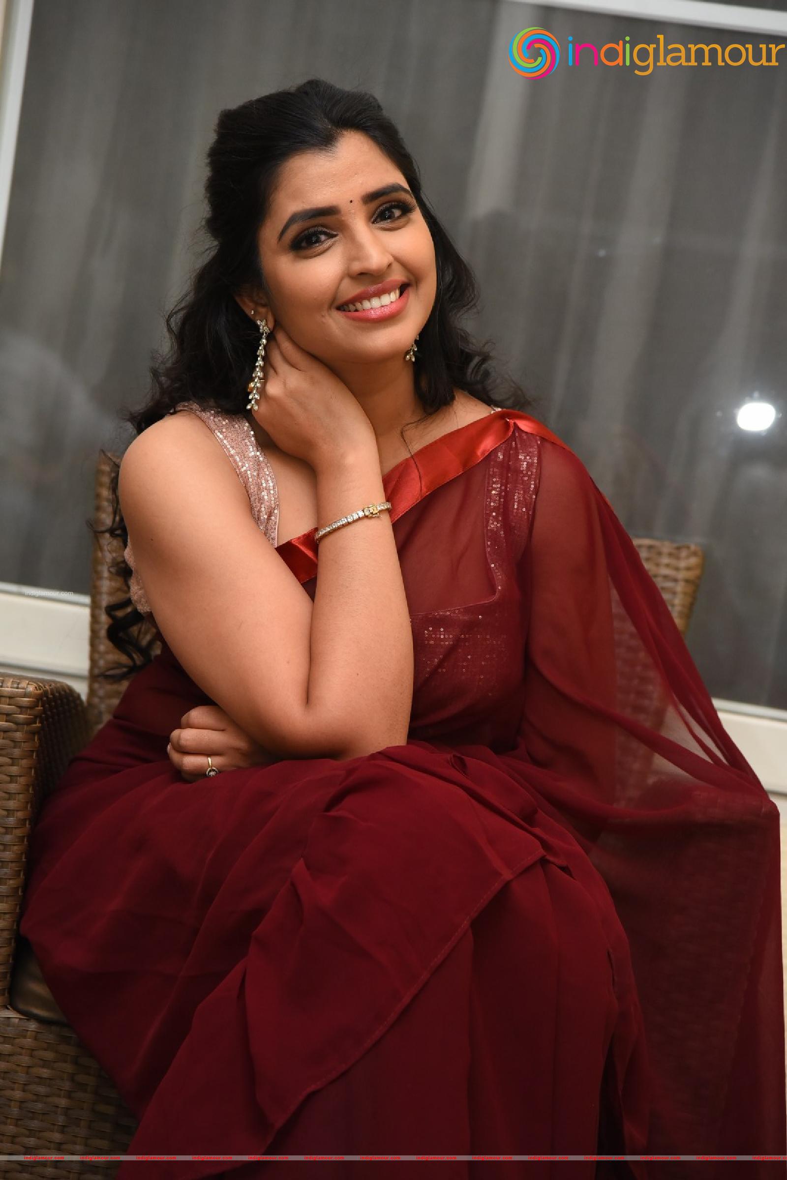 Syamala Actress hd photo