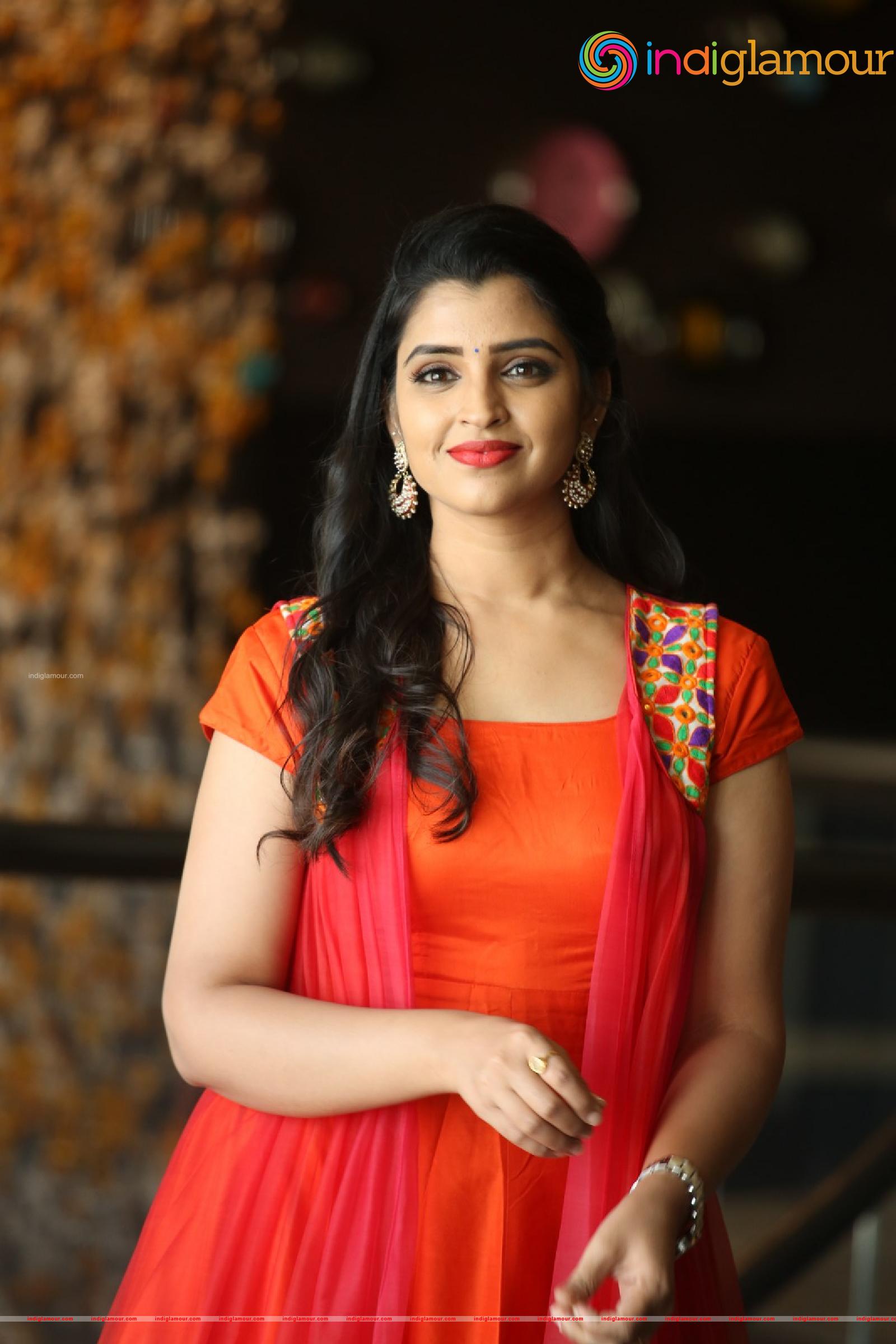 Syamala Actress hd photo