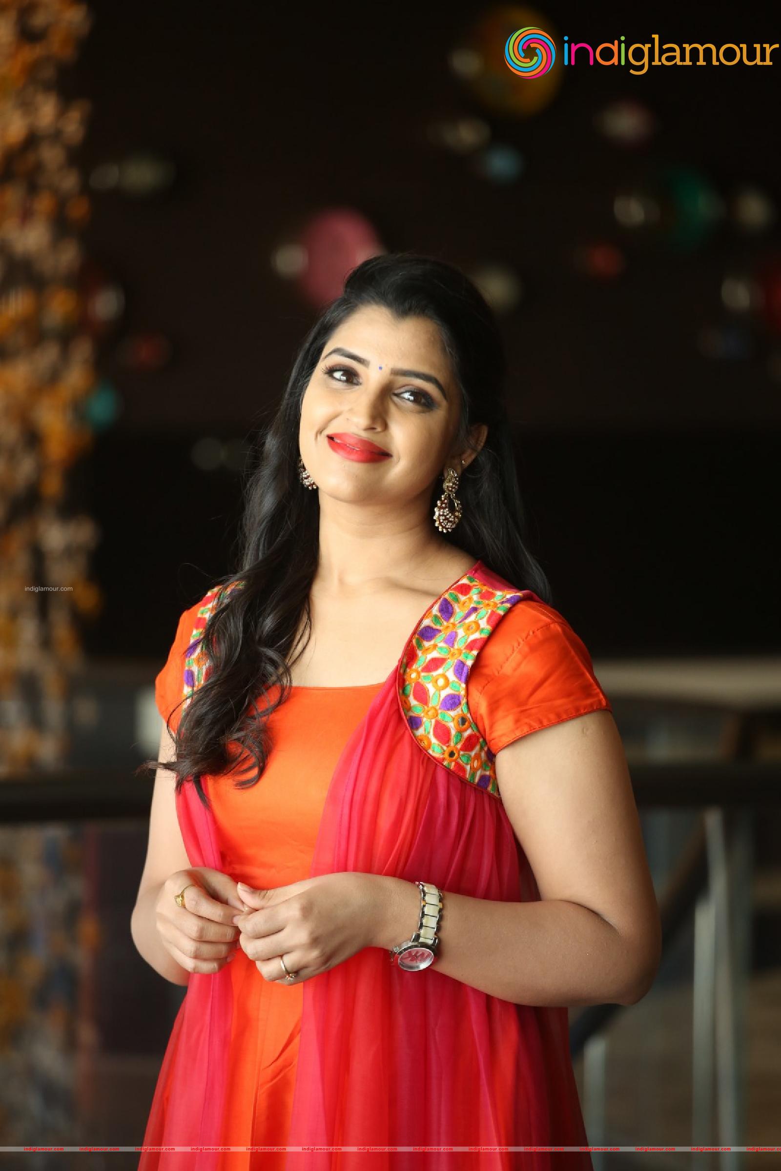 Syamala Actress hd photo