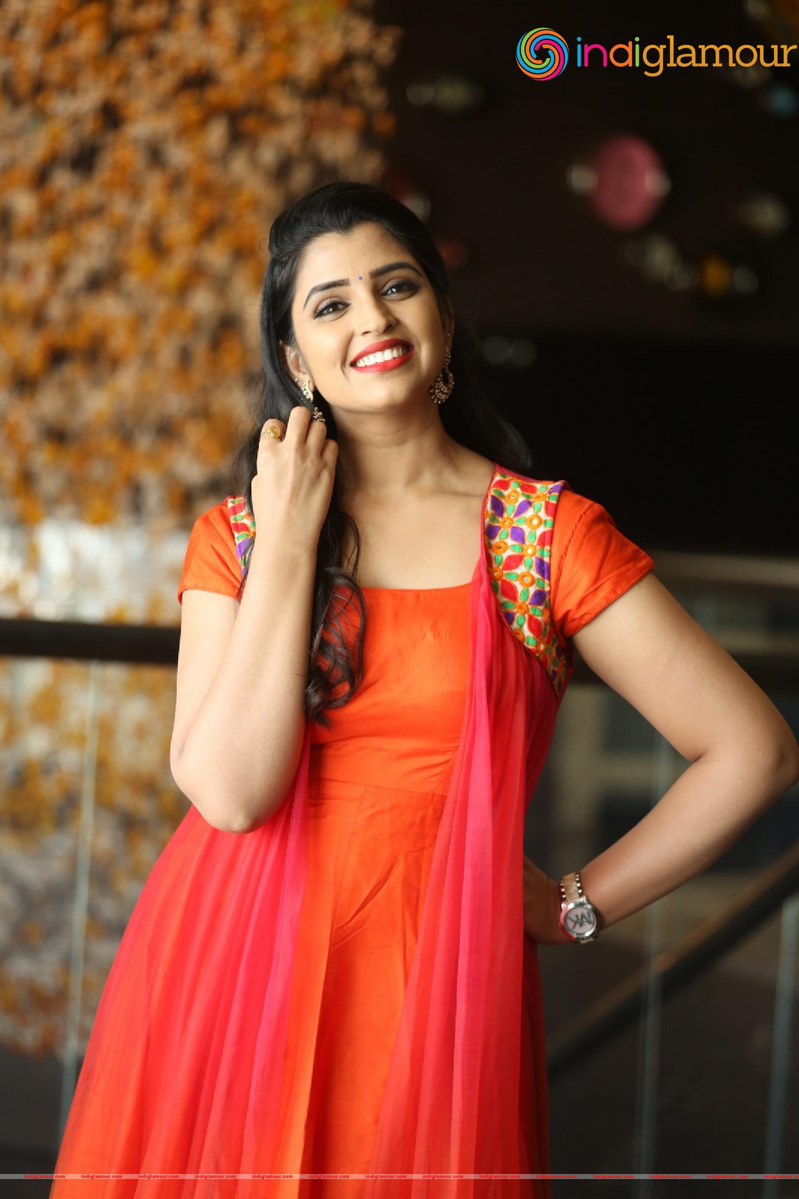 Syamala Actress hd photo
