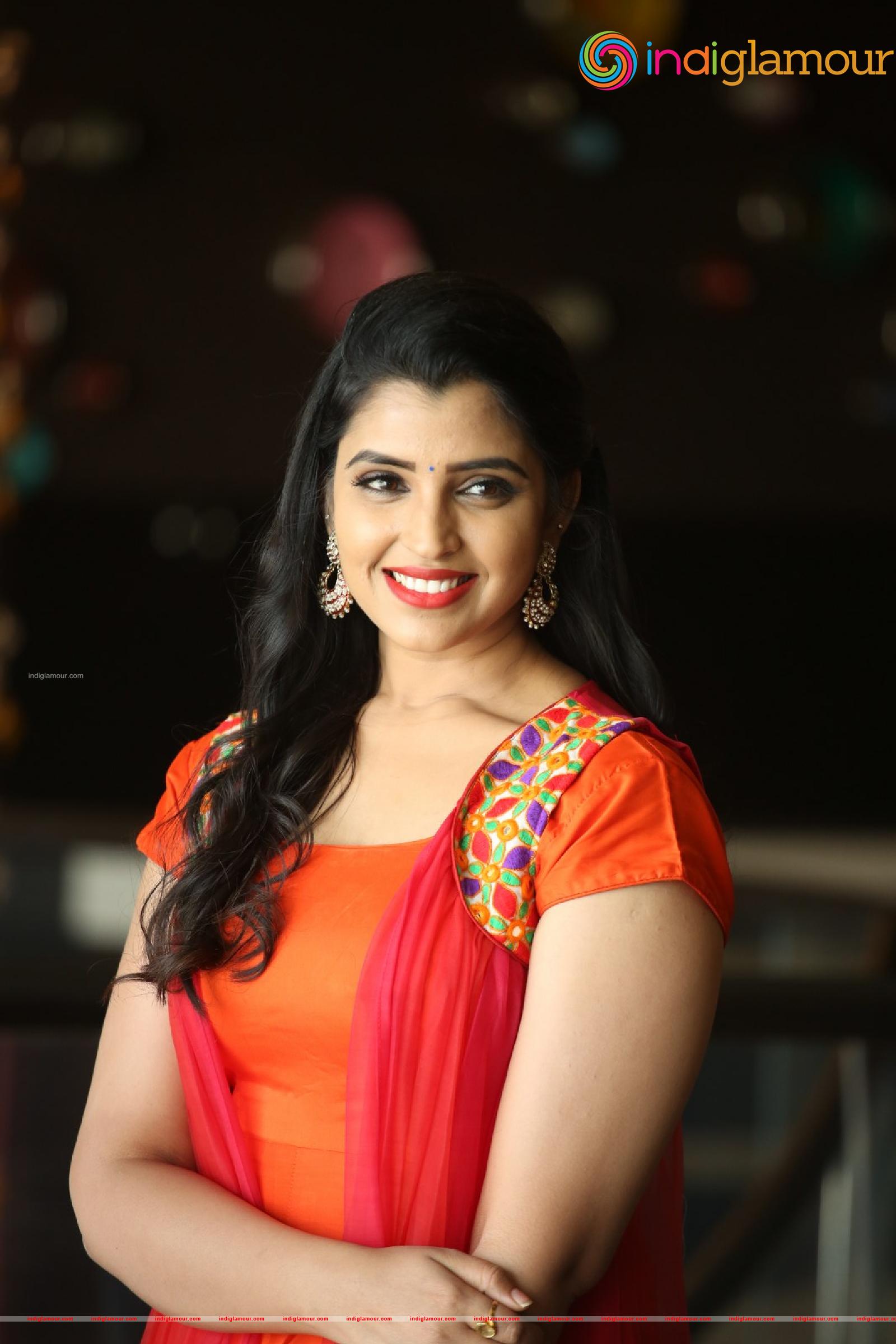 Syamala Actress hd photo
