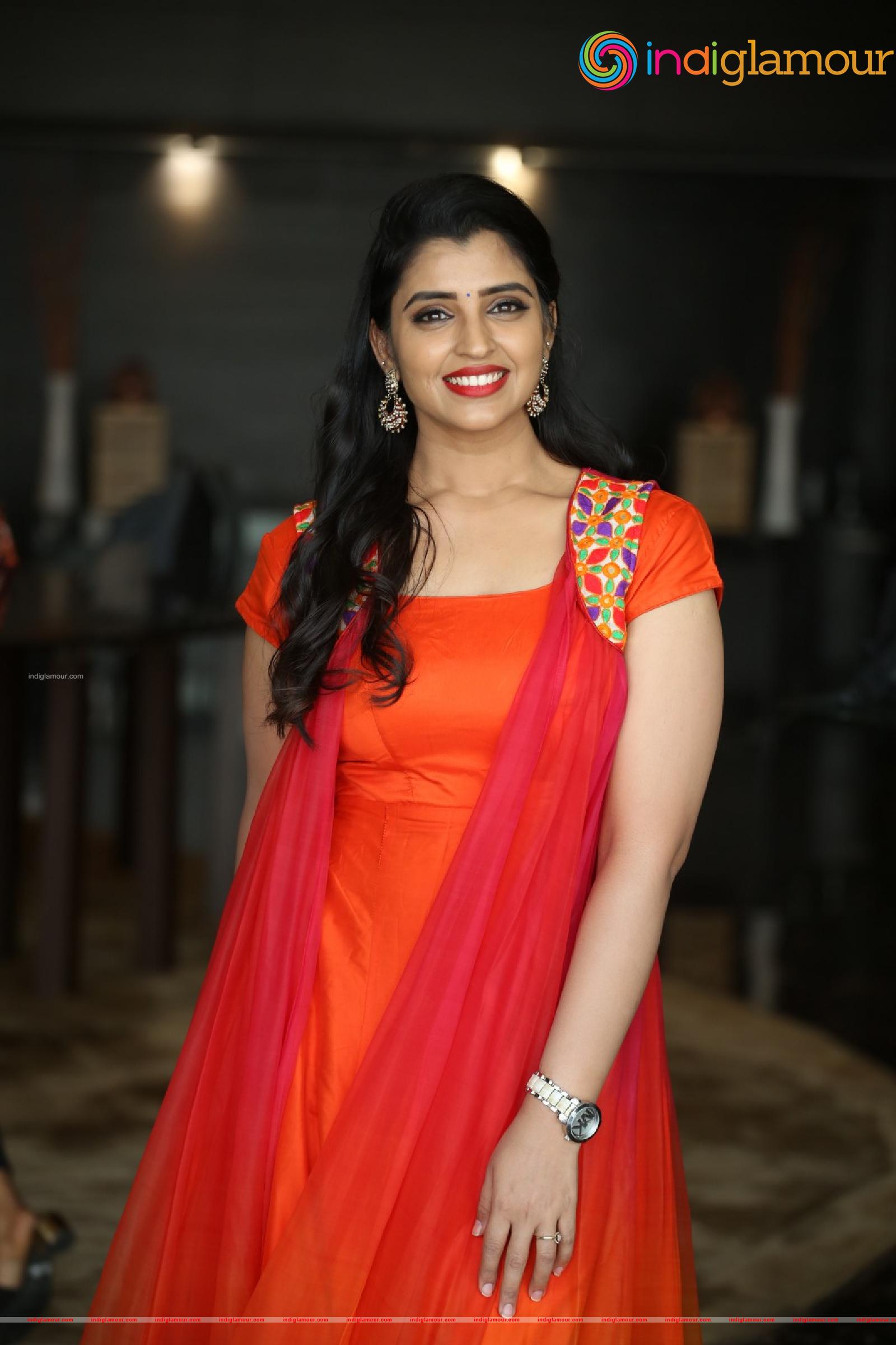Syamala Actress hd photo
