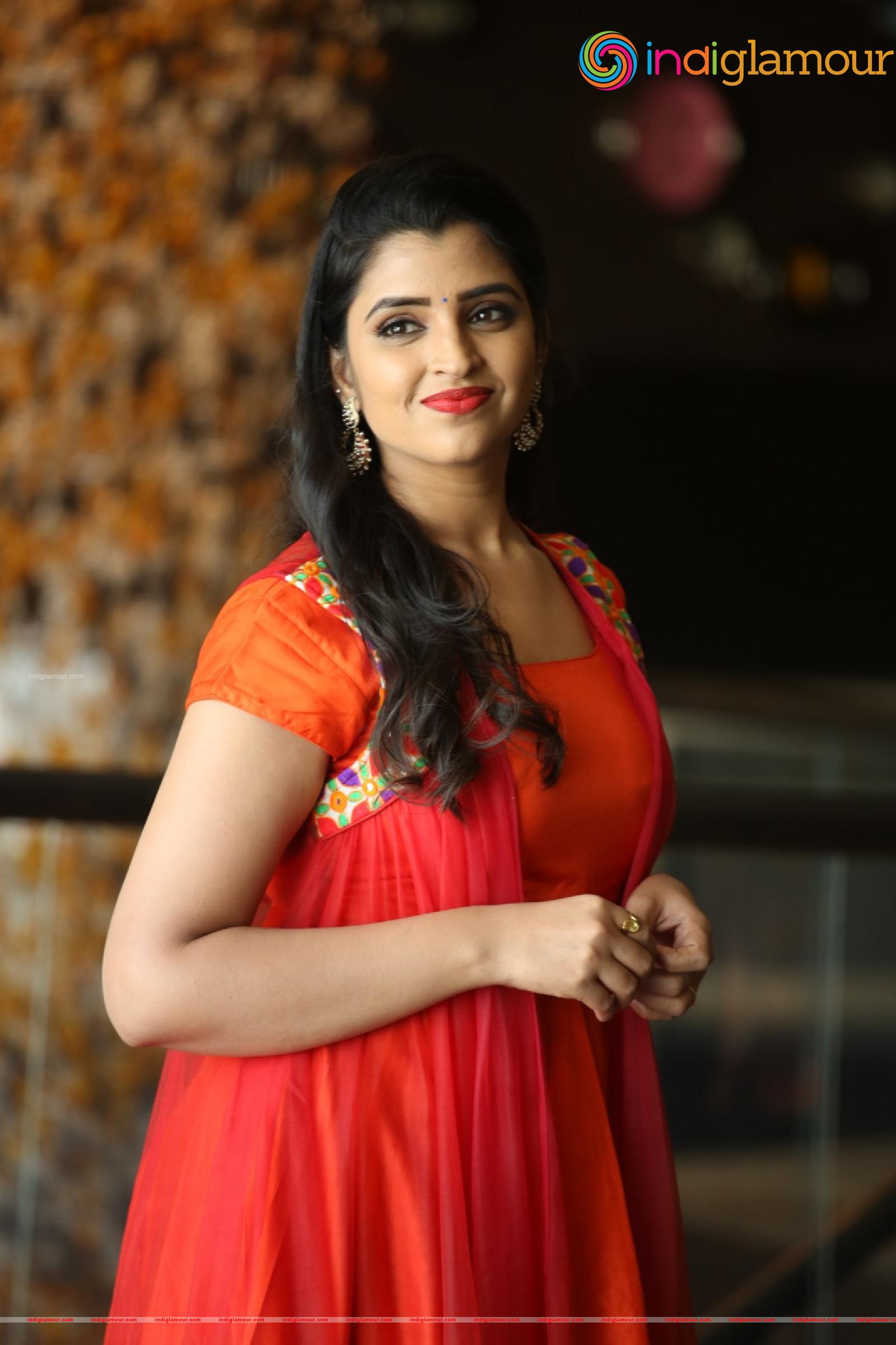 Syamala Actress hd photo