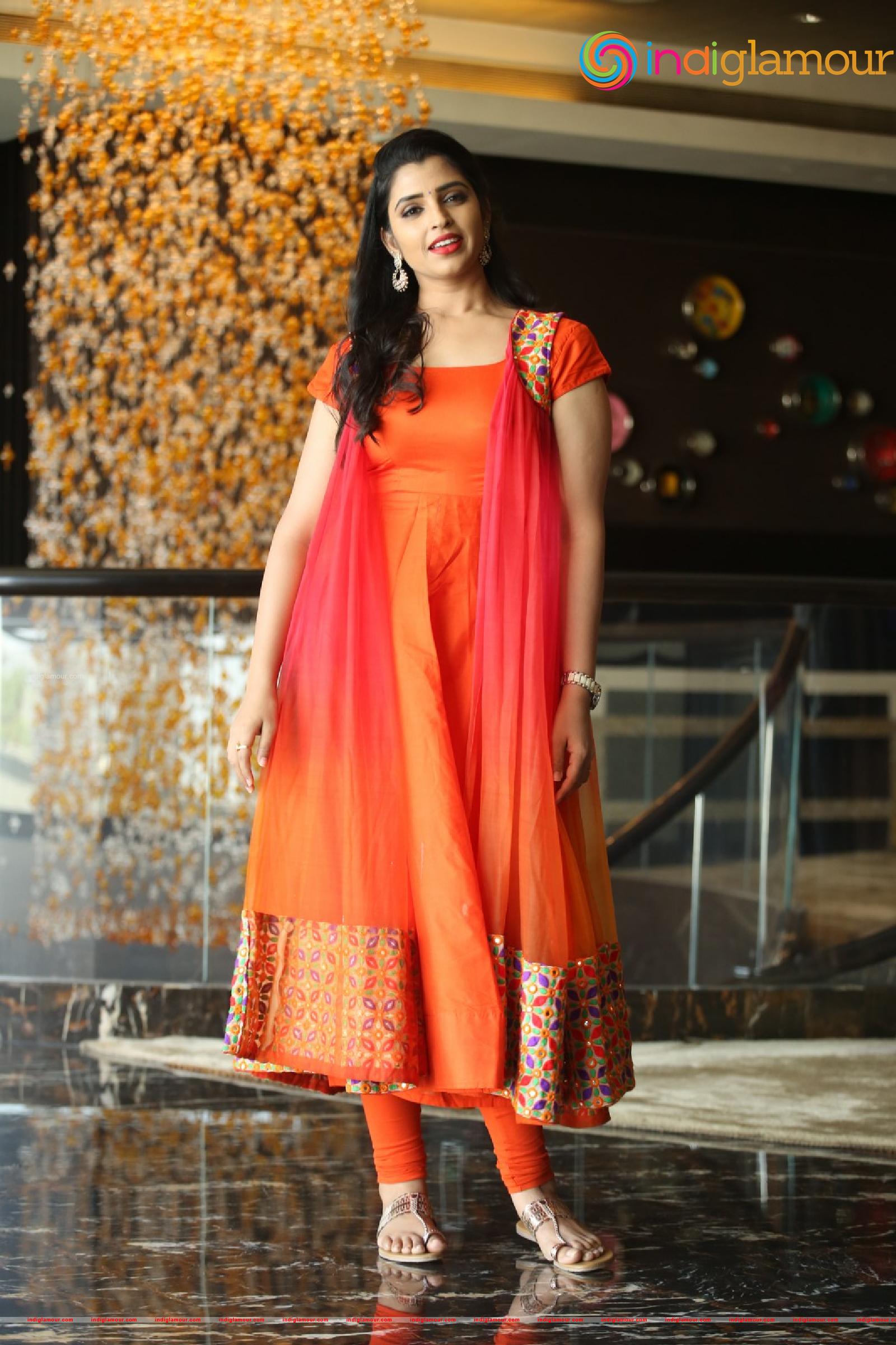 Syamala Actress hd photo