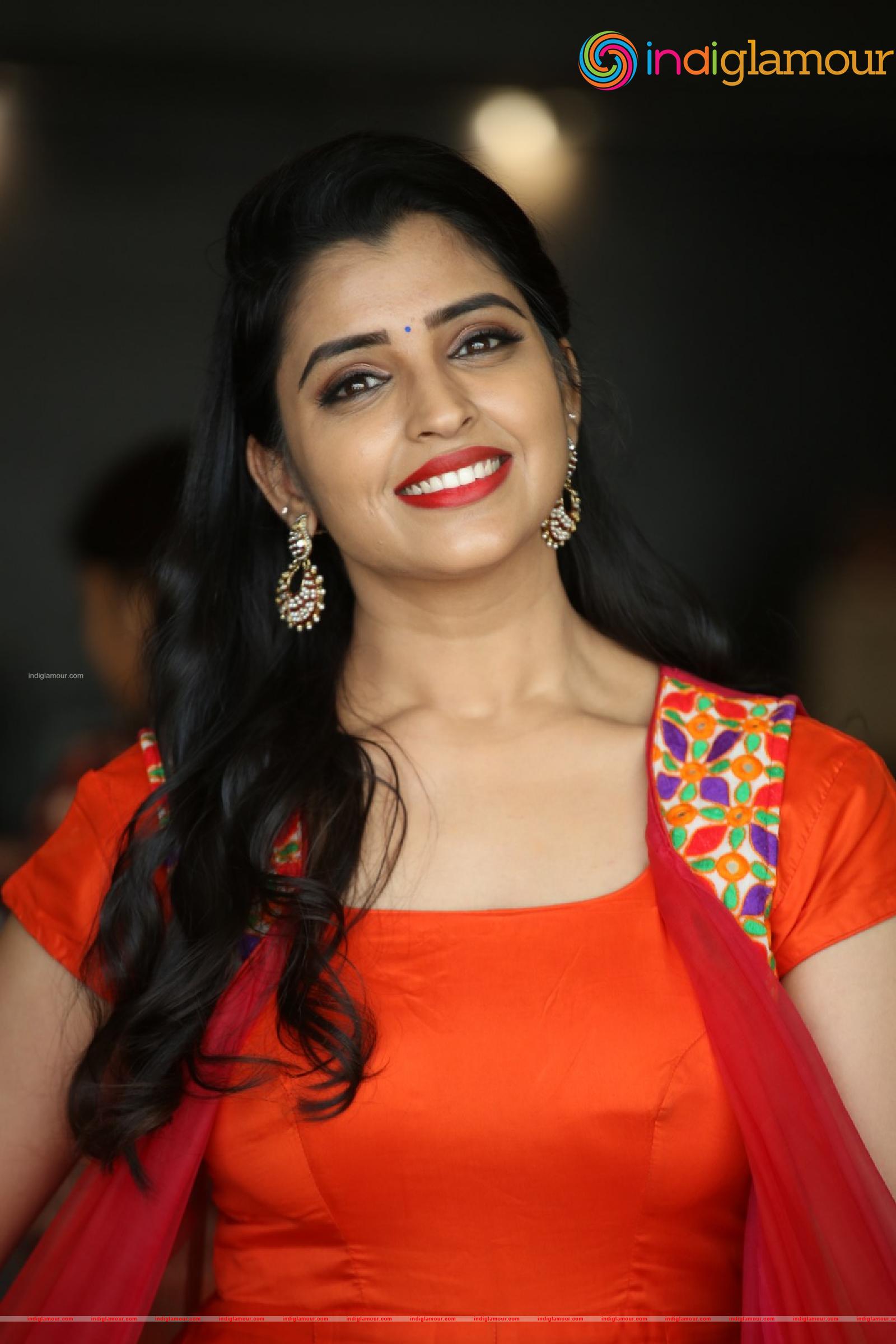 Syamala Actress hd photo