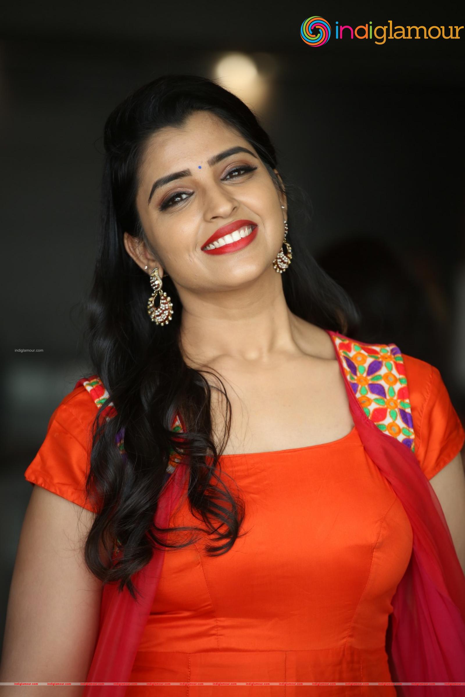 Syamala Actress hd photo