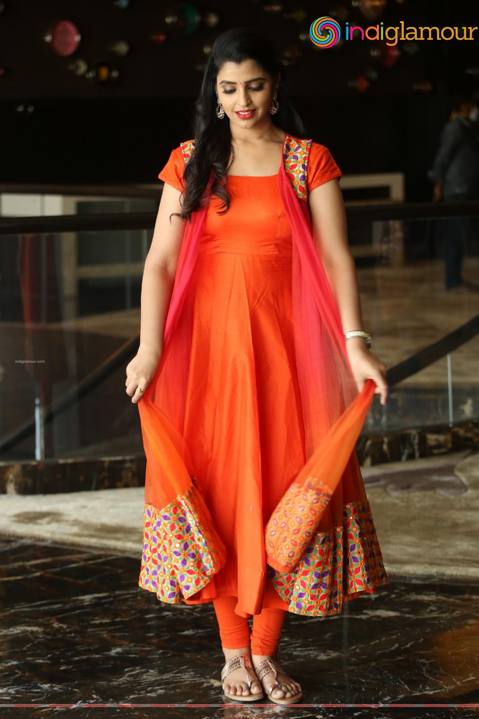 Syamala Actress hd photo