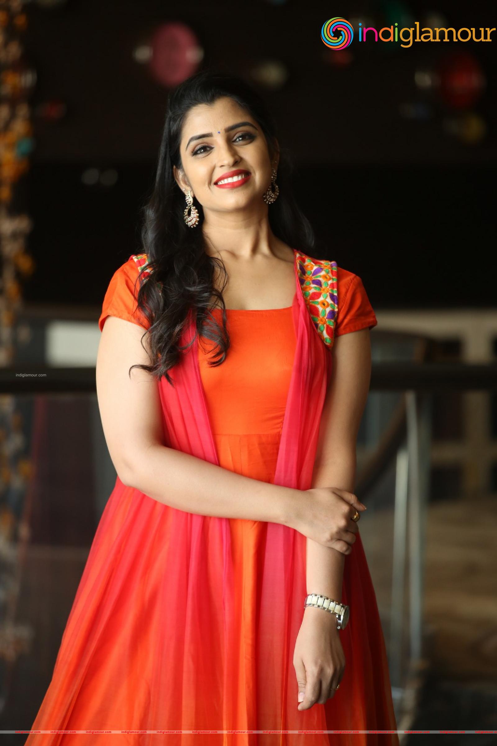 Syamala Actress hd photo