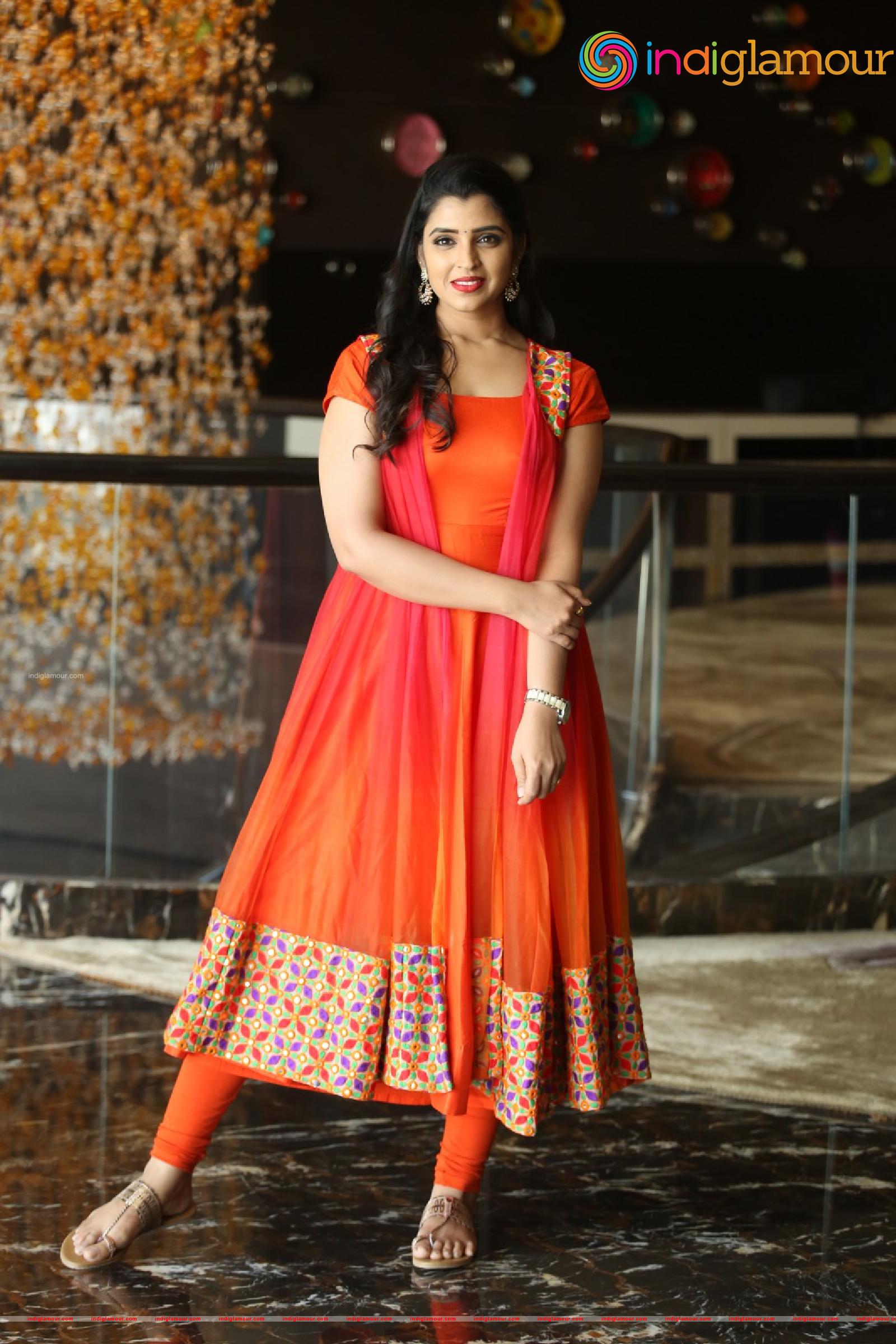 Syamala Actress hd photo