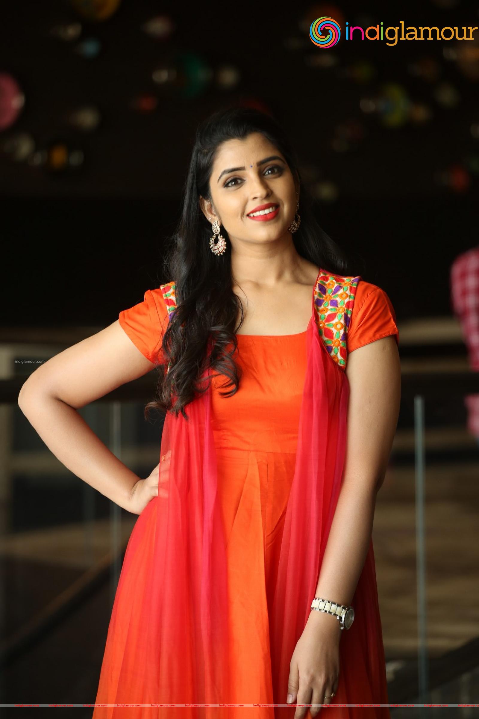 Syamala Actress hd photo