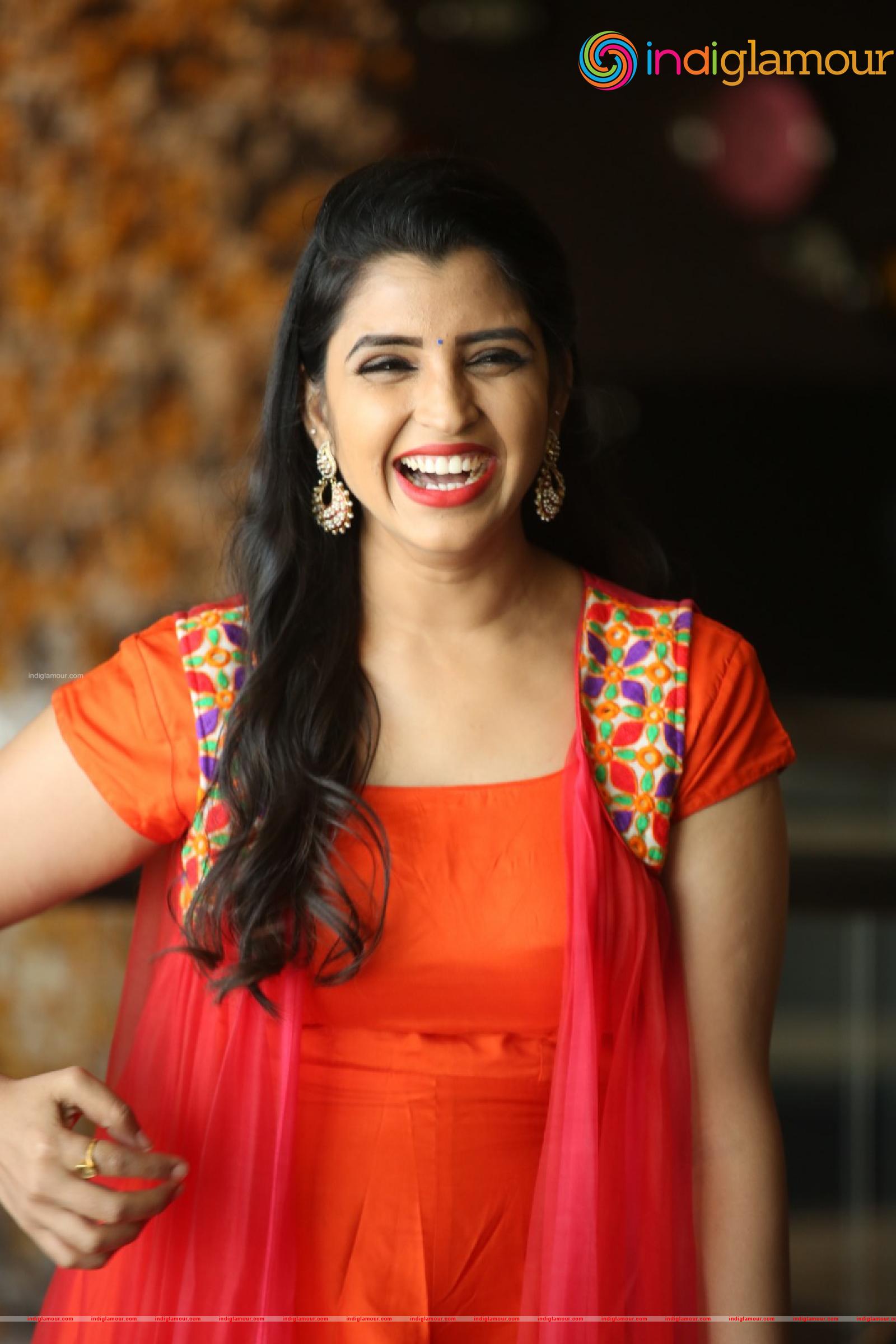 Syamala Actress hd photo