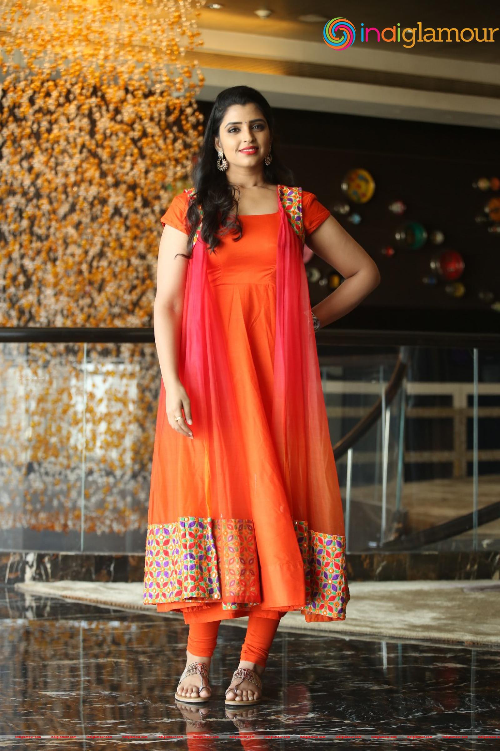 Syamala Actress hd photo