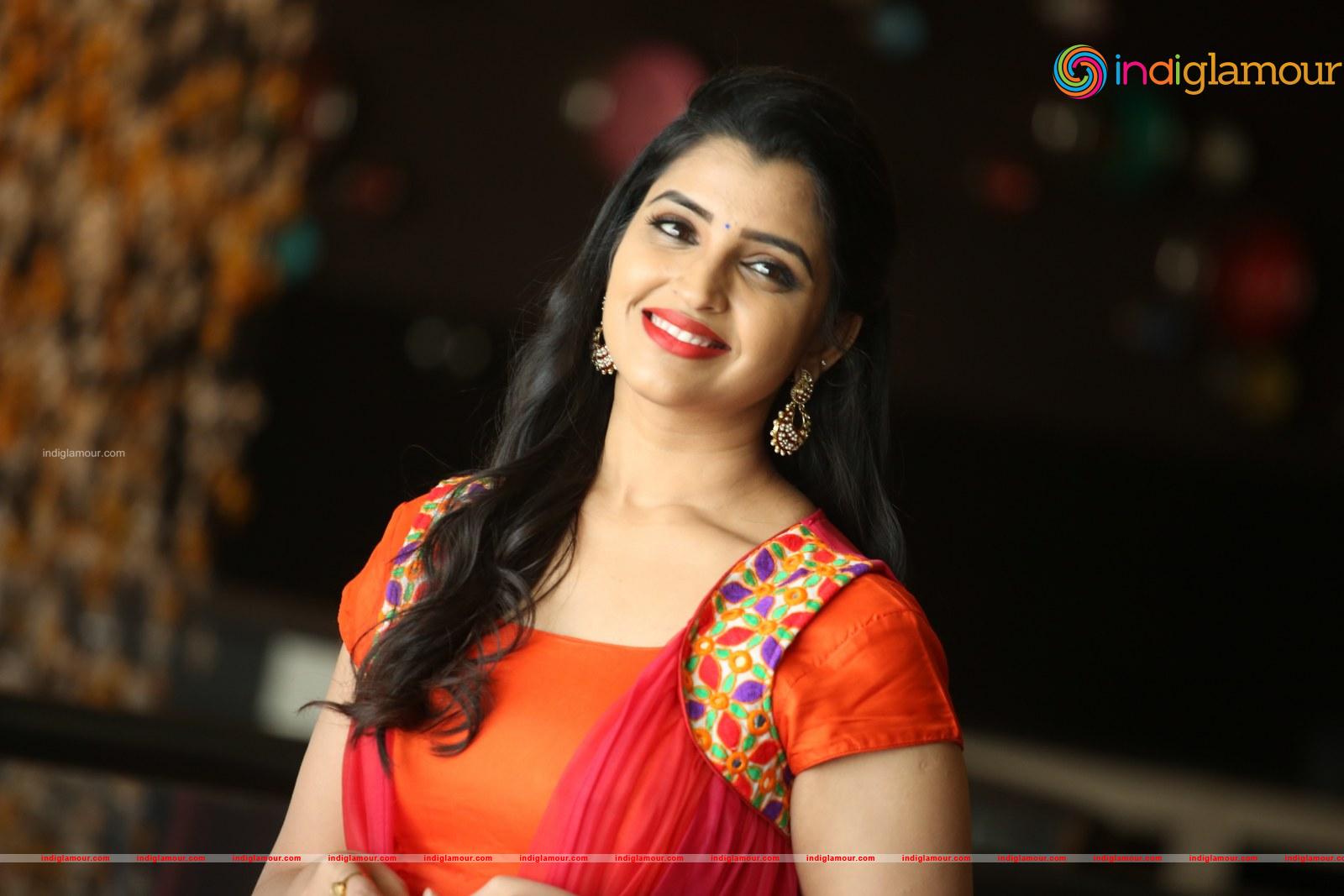 Syamala Actress hd photo