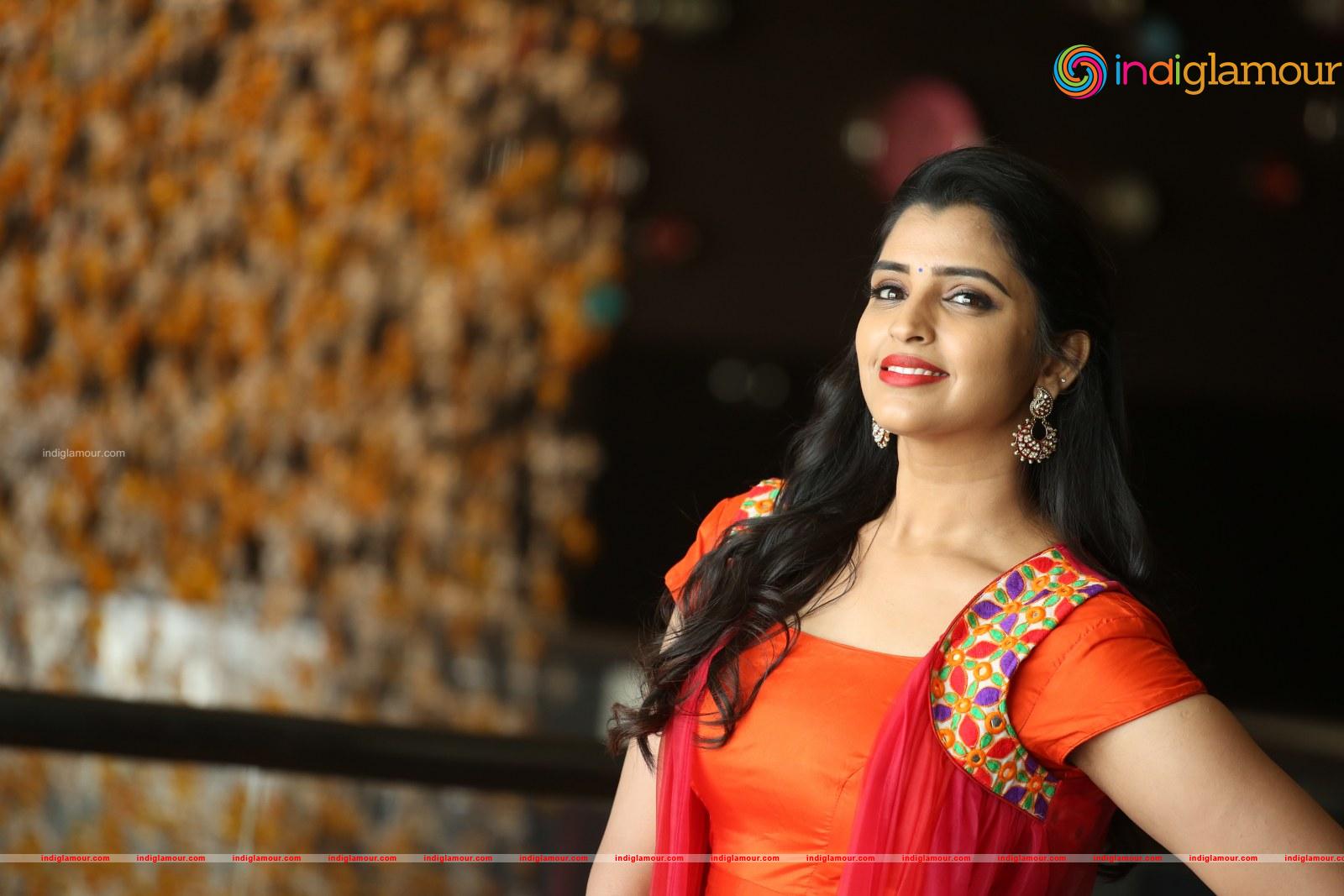 Syamala Actress hd photo