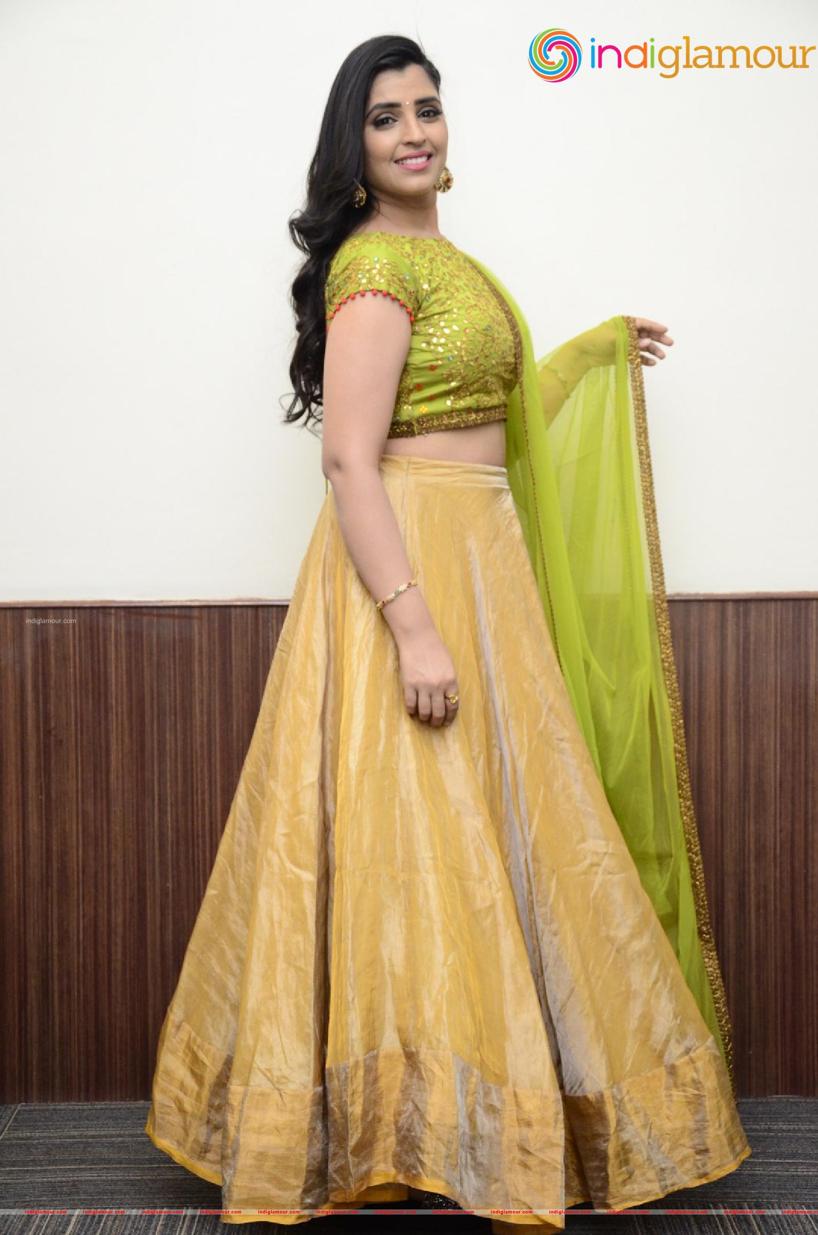 Syamala Actress hd photo