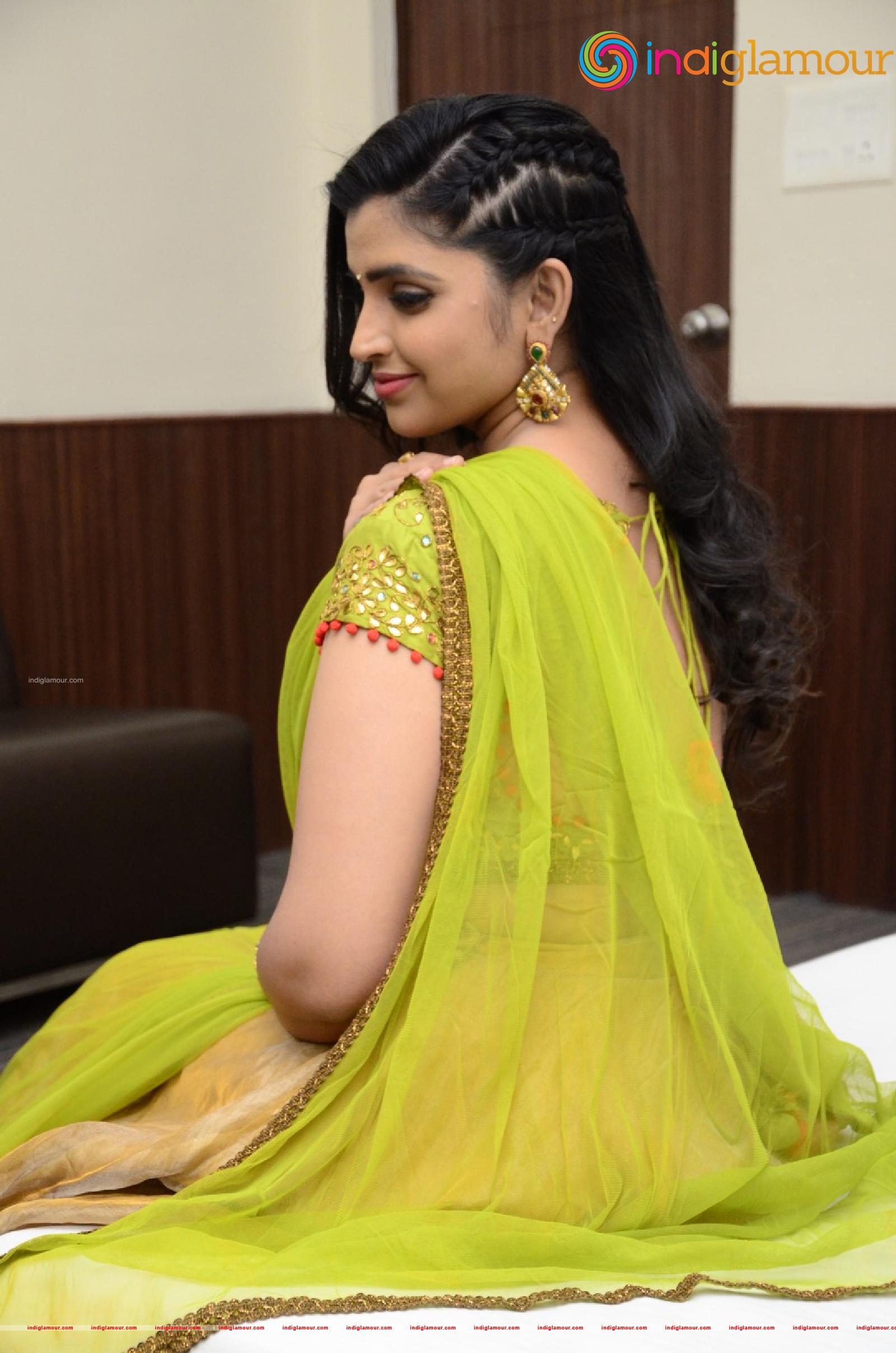 Syamala Actress hd photo