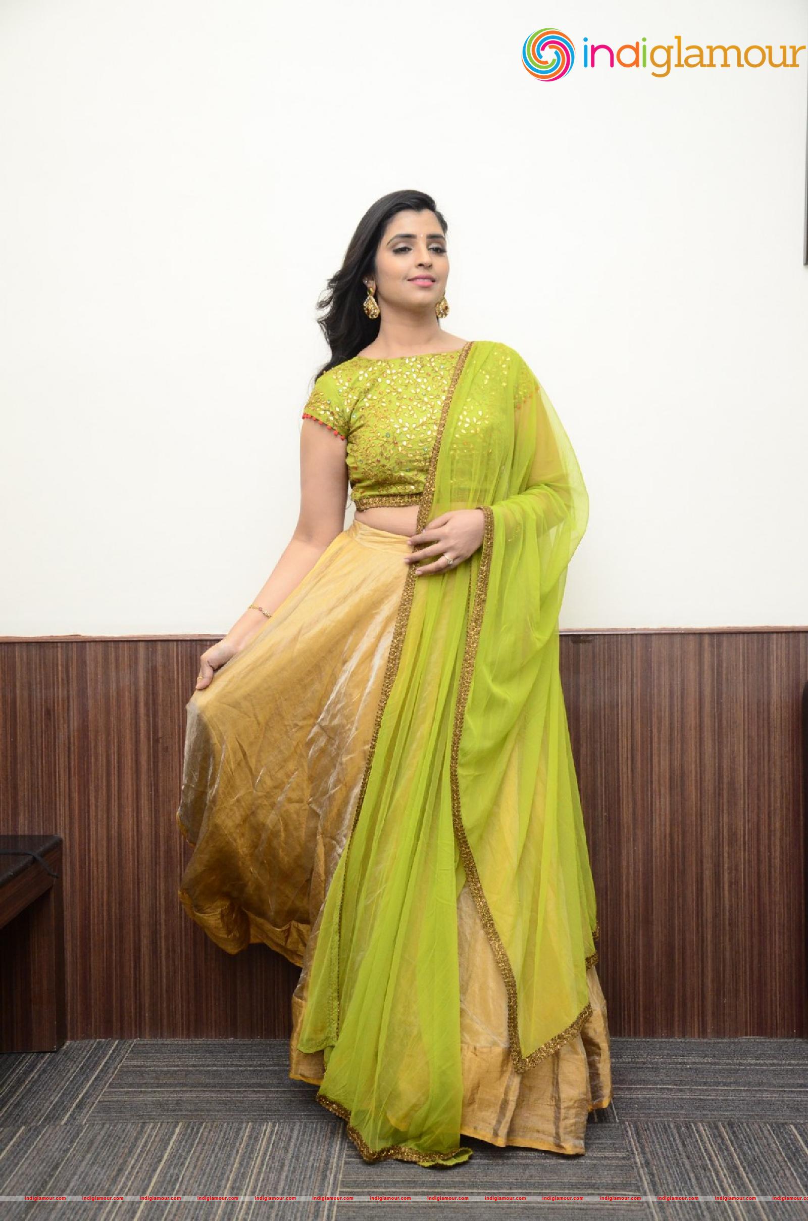Syamala Actress hd photo