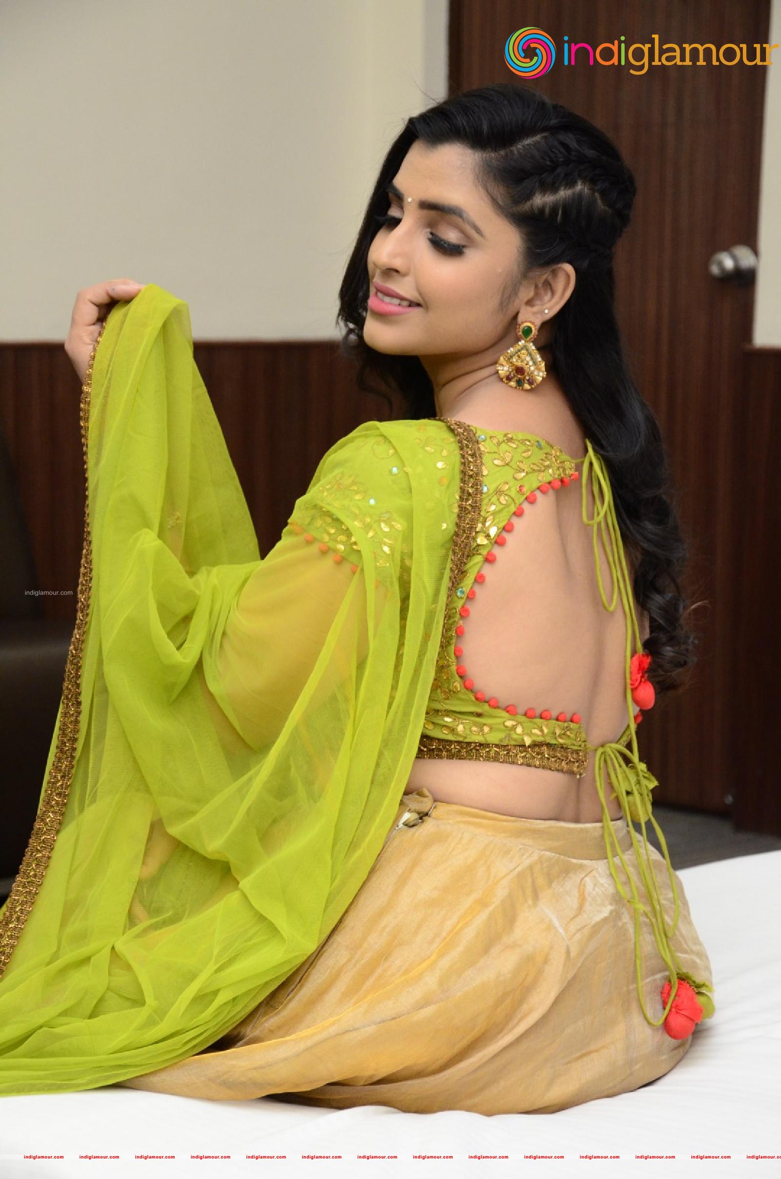 Syamala Actress hd photo