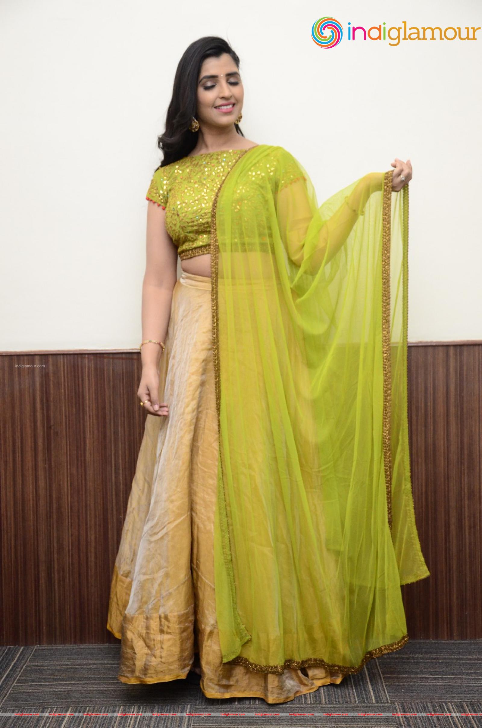 Syamala Actress hd photo