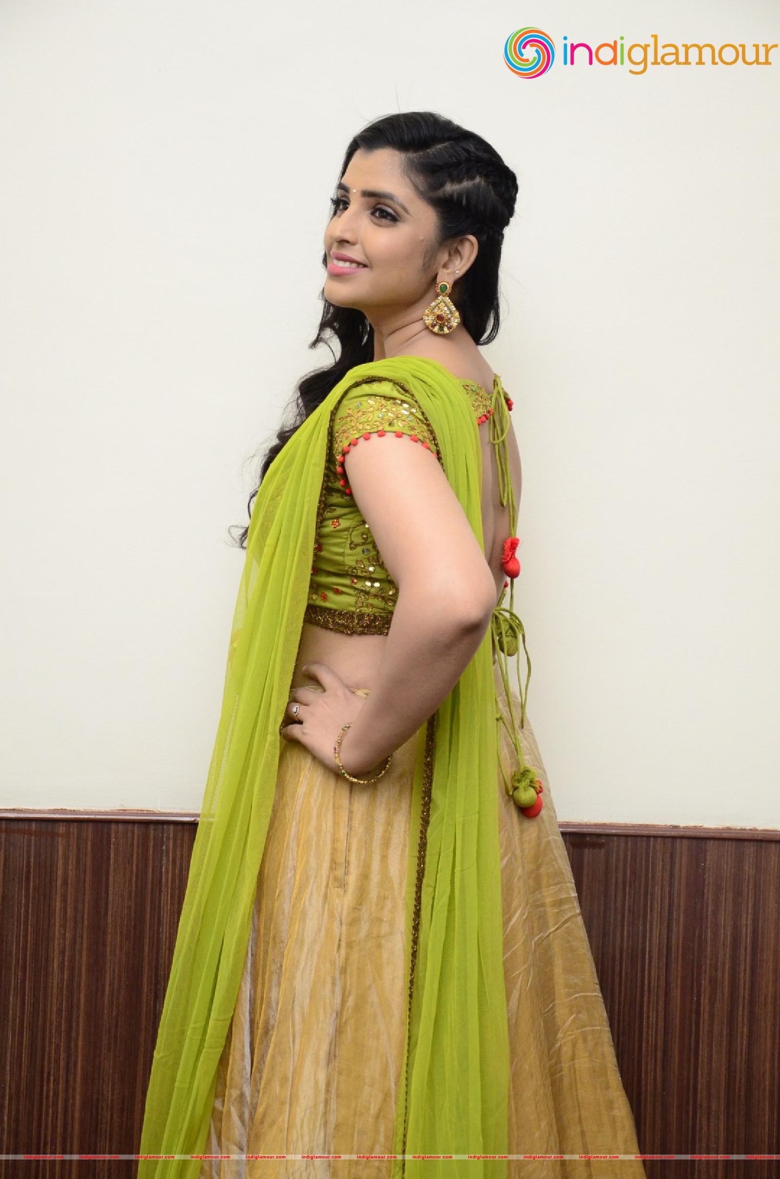 Syamala Actress hd photo