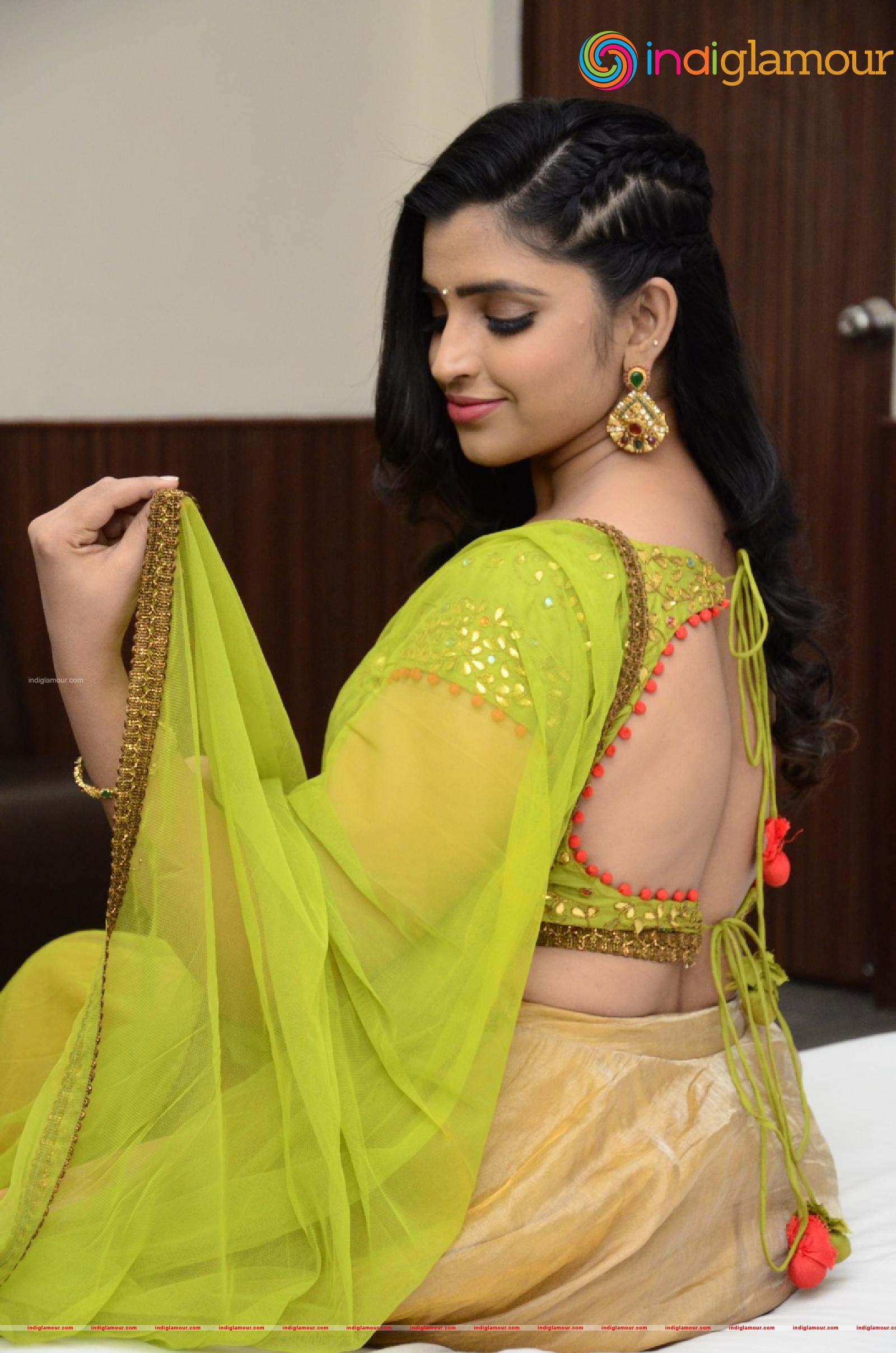Syamala Actress hd photo