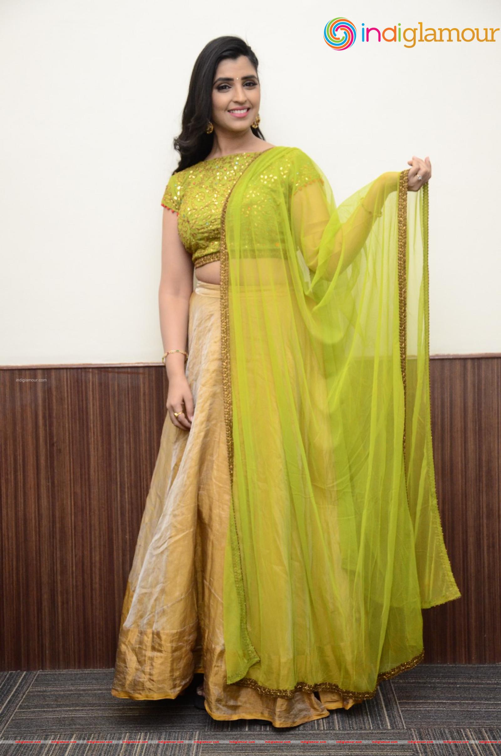 Syamala Actress hd photo