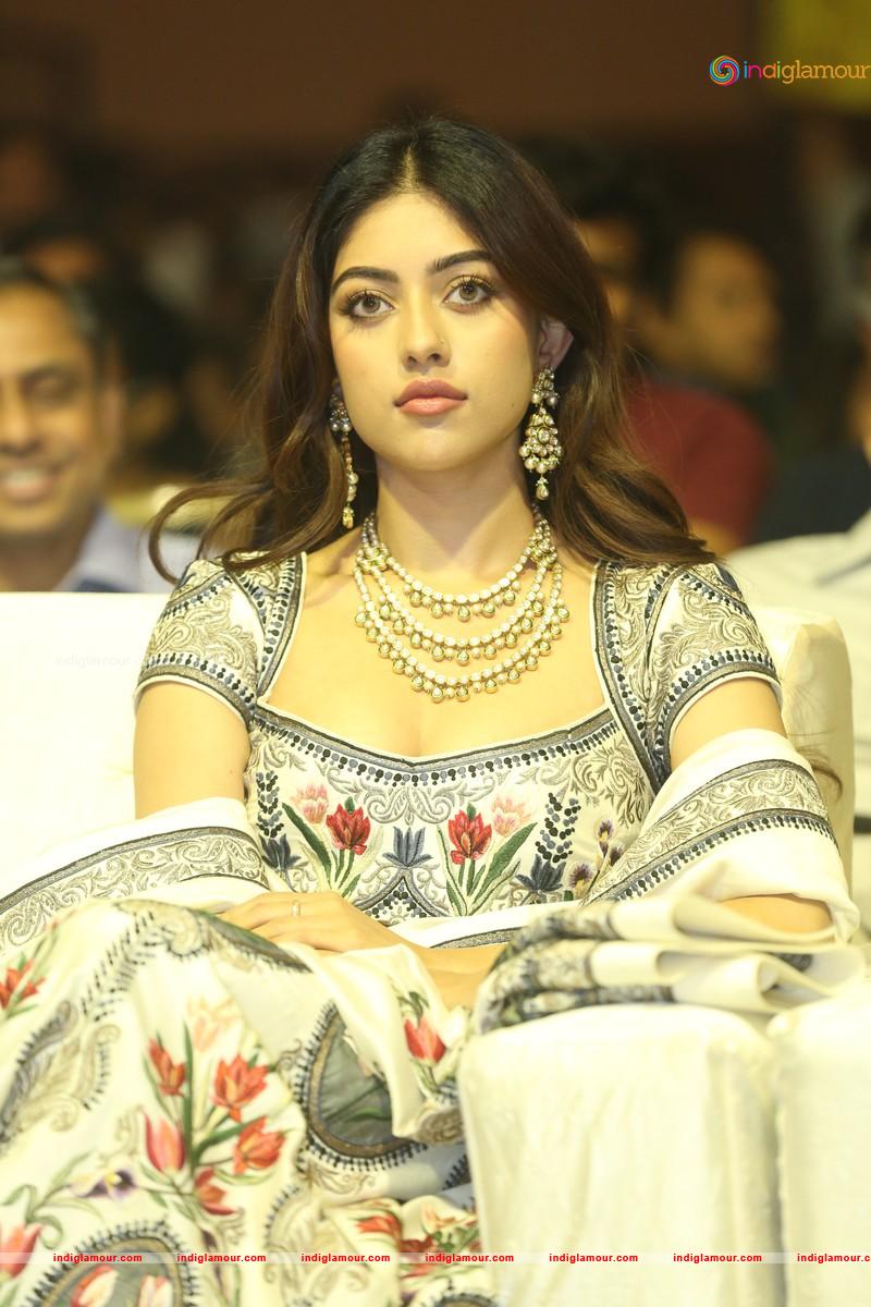 Anu Emmanuel Actress hd photo