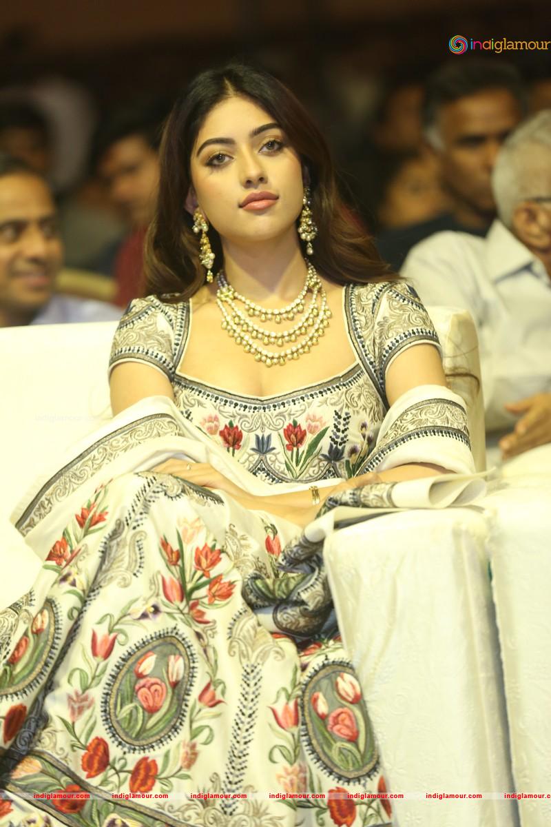 Anu Emmanuel Actress hd photo