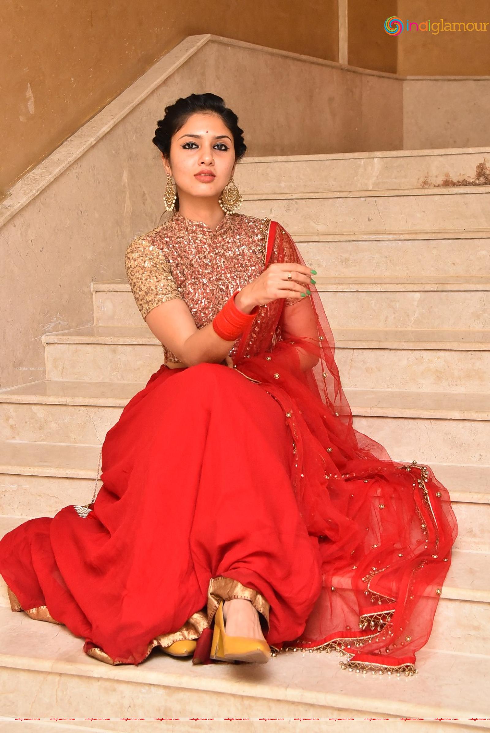 Apsara Gayatri Actress hd photo