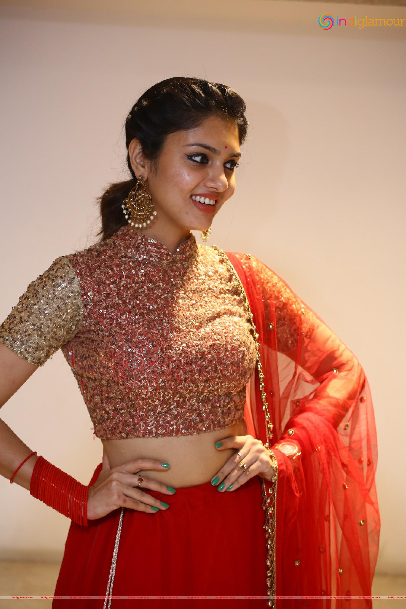 Apsara Gayatri Actress hd photo