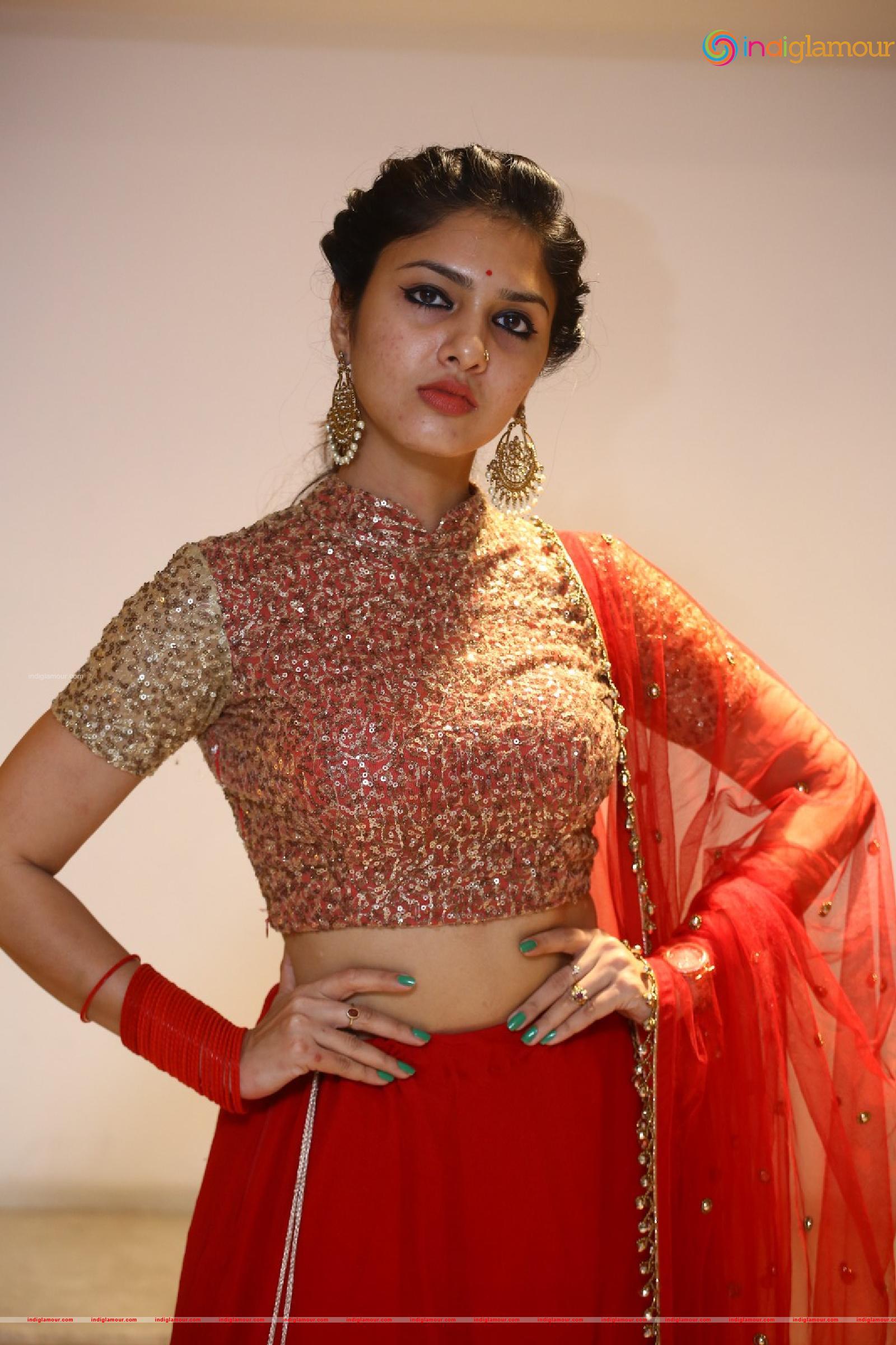 Apsara Gayatri Actress hd photo
