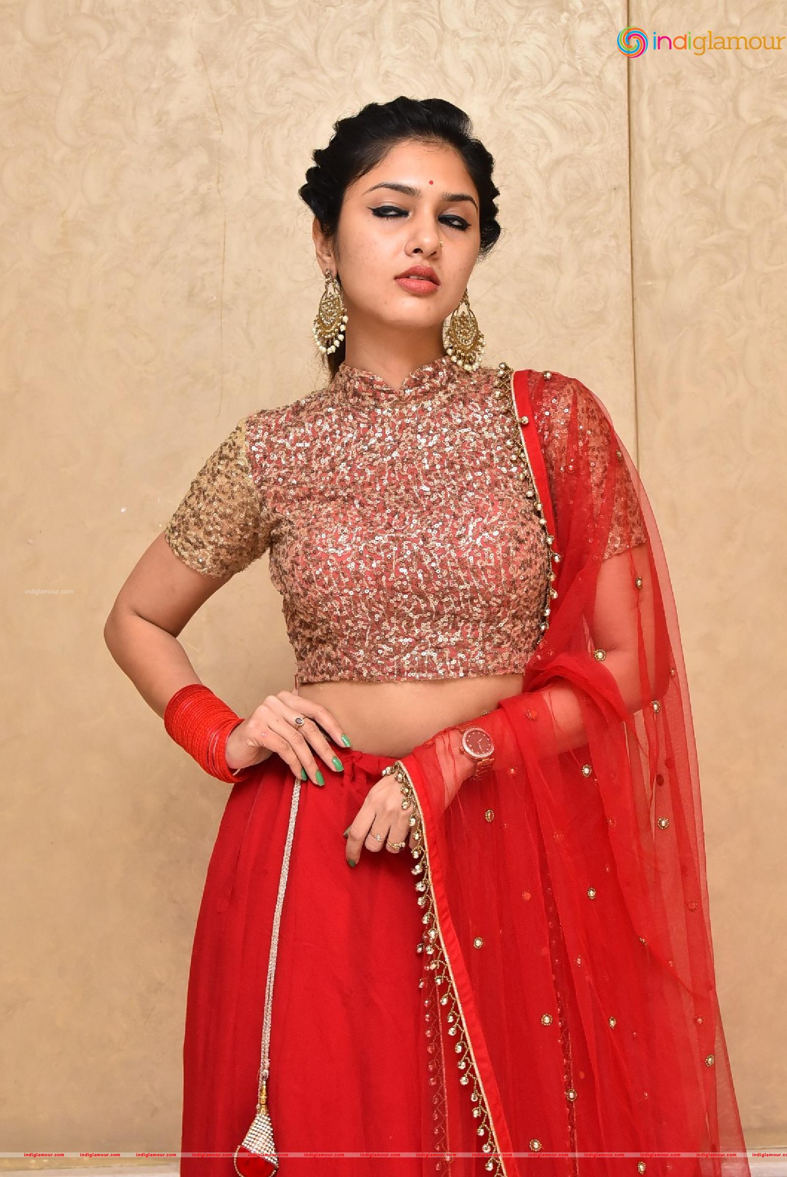 Apsara Gayatri Actress hd photo