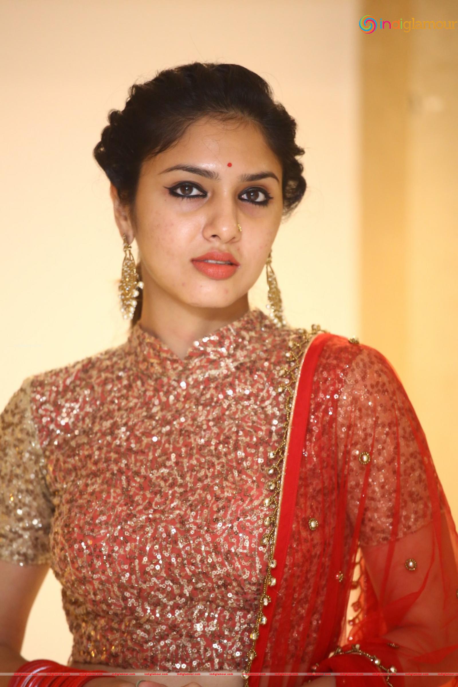 Apsara Gayatri Actress hd photo