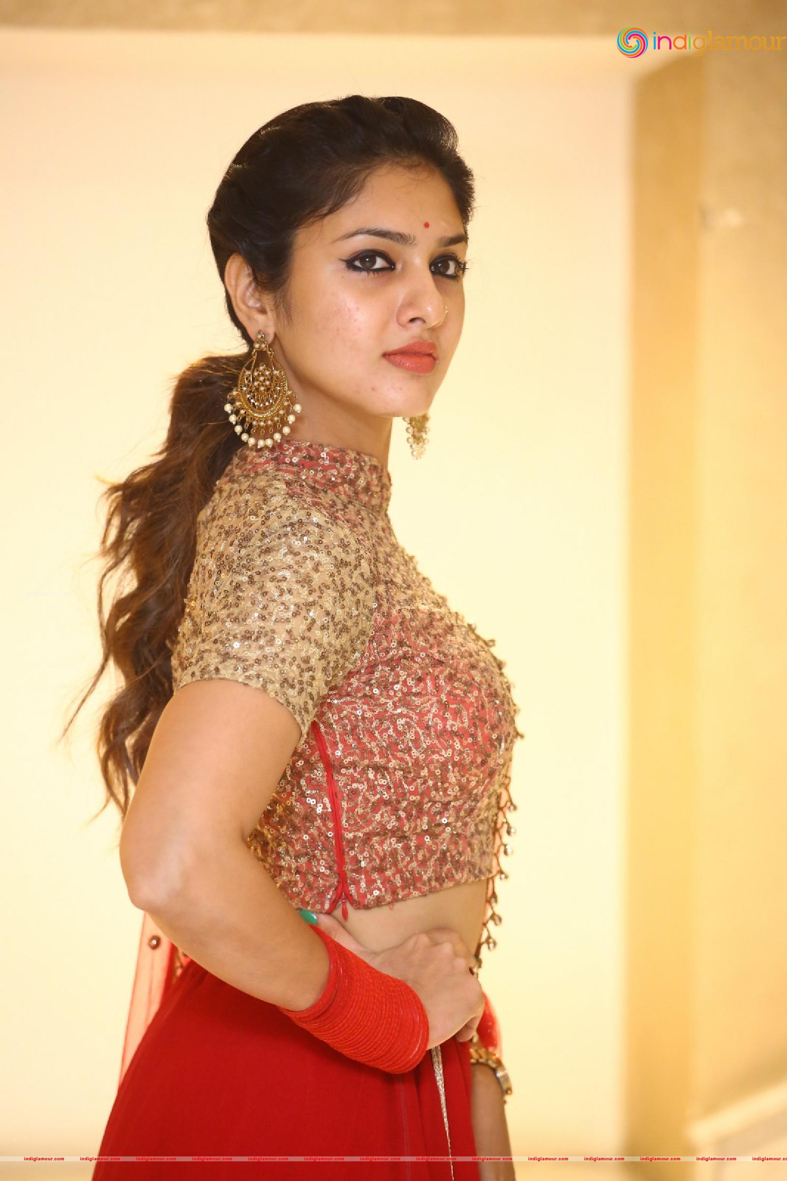 Apsara Gayatri Actress hd photo
